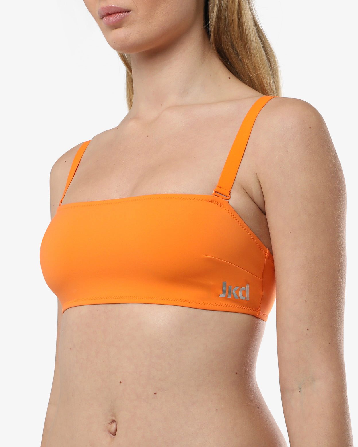 571e49b874ad5acdbe5a95d80b5f1498_ARANCIONE_JCBDD12002_11_048