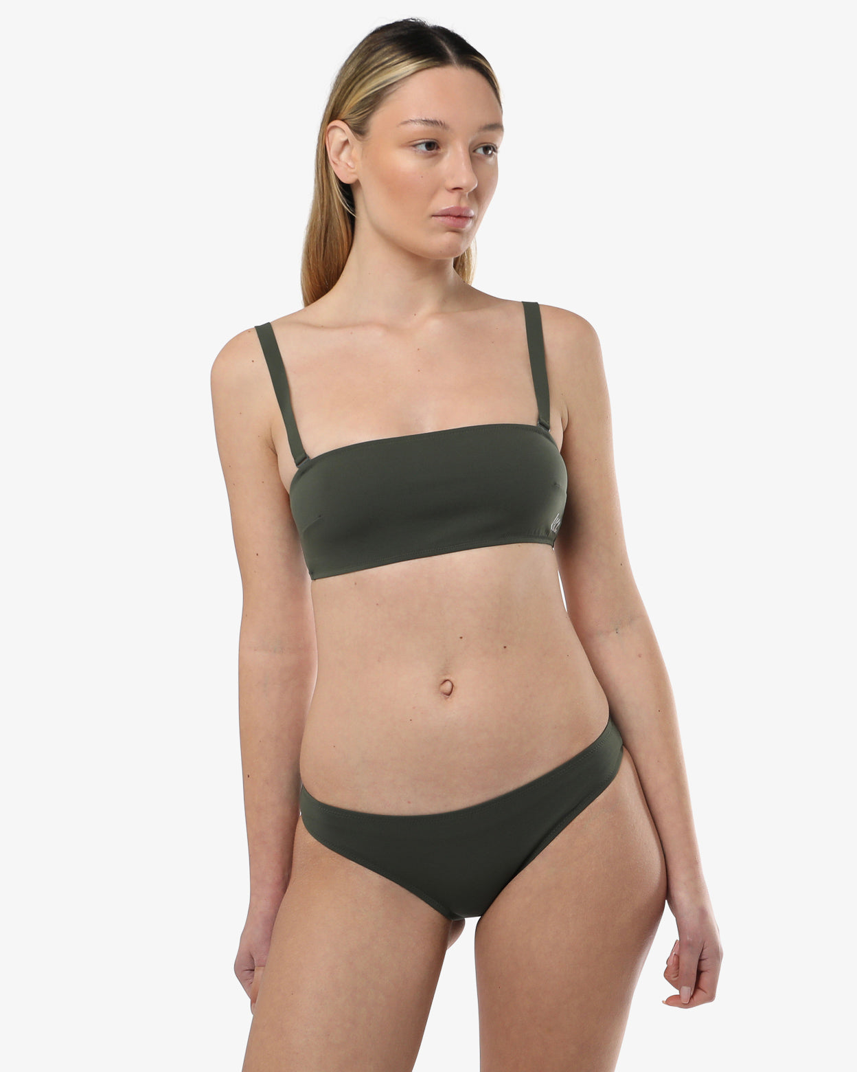 c57b8e9ffb37b1384e9299cd12886fdb_VERDE_JCBDD12002_6_663