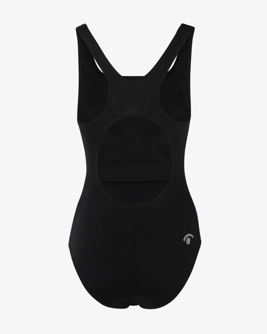 d39f8e9ece0e506b9ff32d215352d00a_NERO_JCOLD11005_5_375