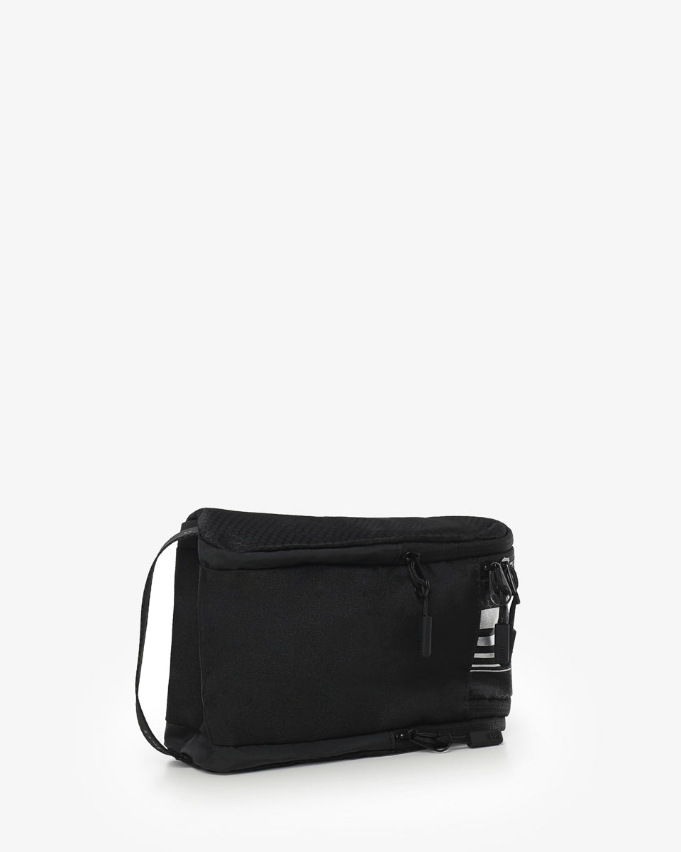 48906a3e58644e322878c41123f57ad8_ARGENTO_JKBE6VN665_7_450