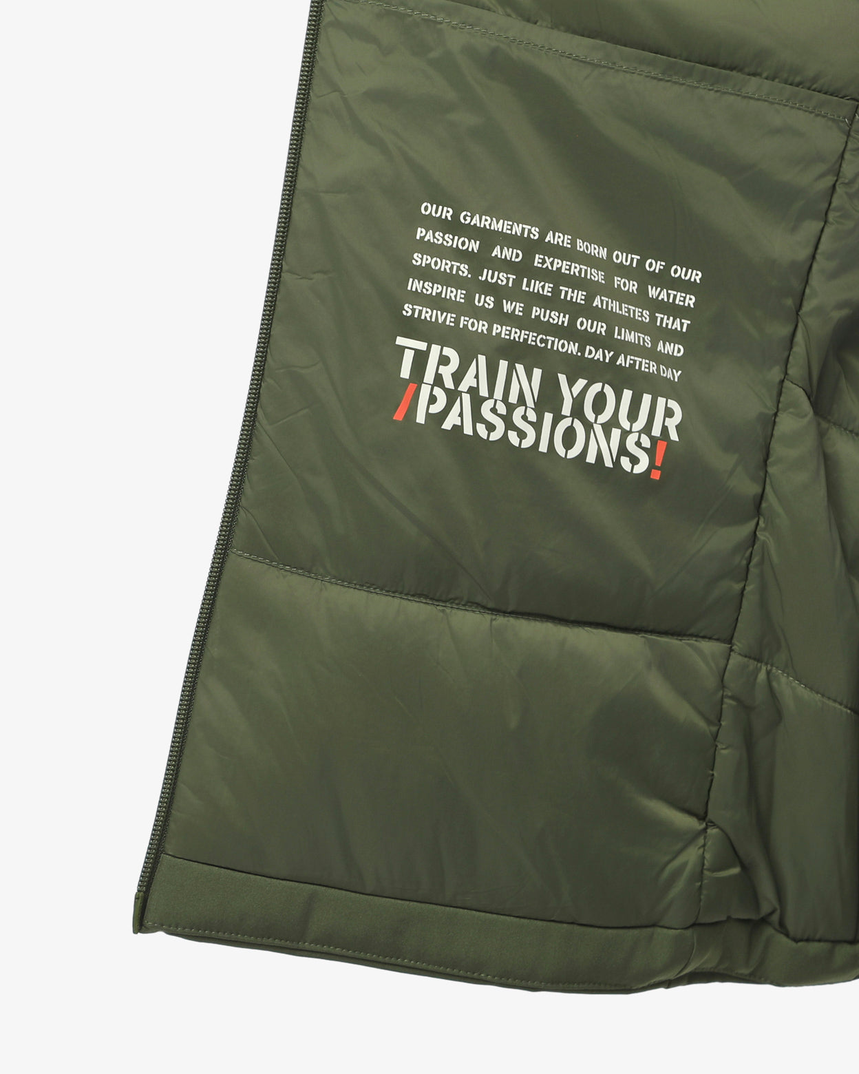 c57b8e9ffb37b1384e9299cd12886fdb_VERDE_JKC17FC02D_46_663