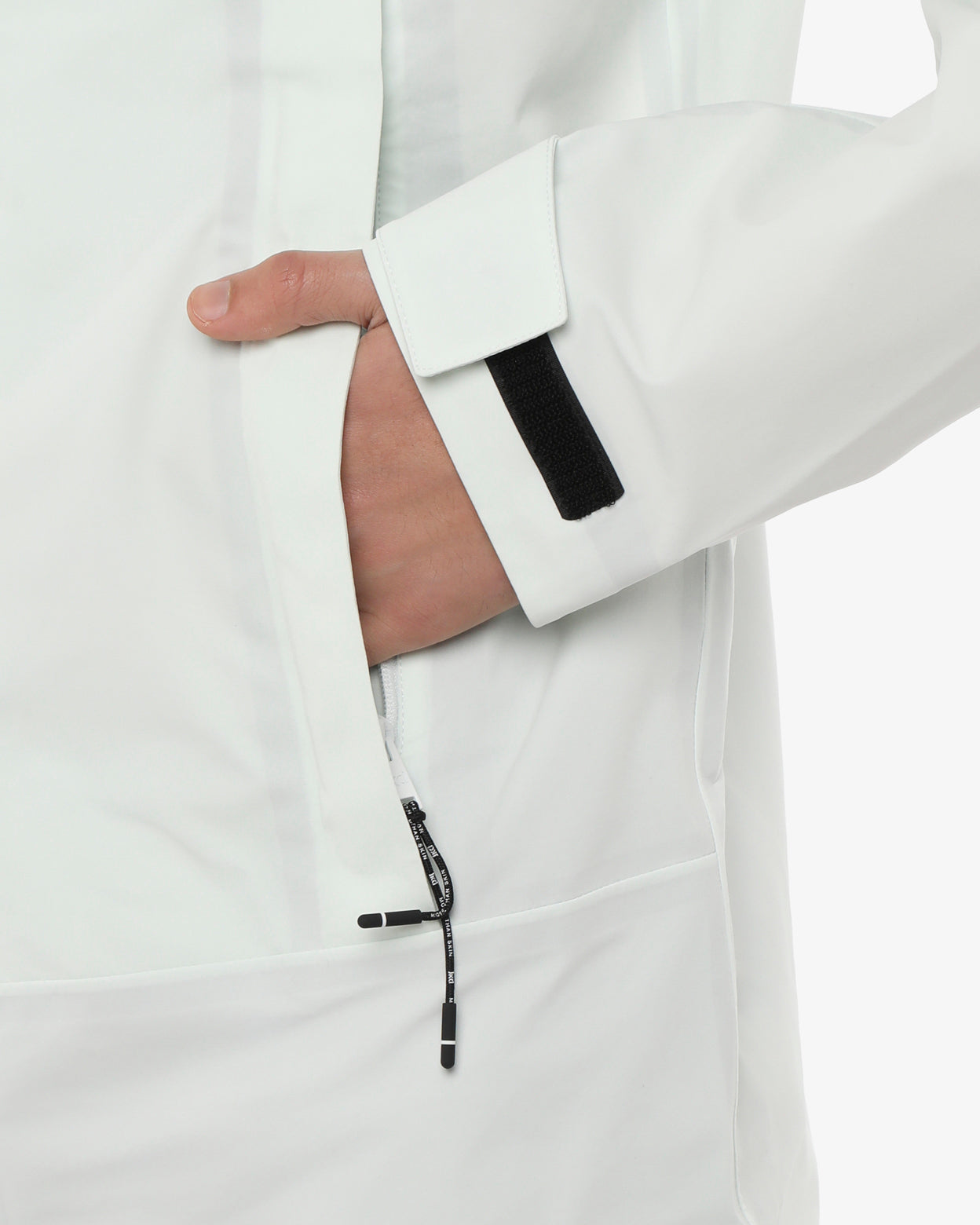 a2dc80bbfa384a1b0e747acaf8ccb97e_BIANCO_JKC17P901U_23_185