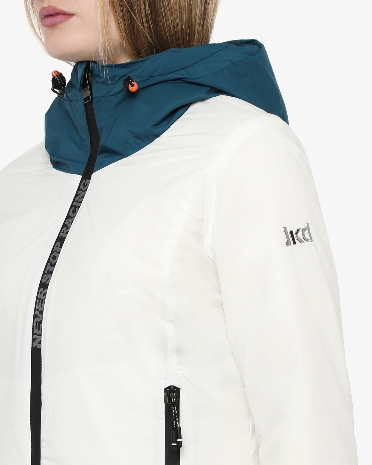 24c75c4922e4df18403072679f4e4c39_BIANCO_JKC189A01D_28_R69