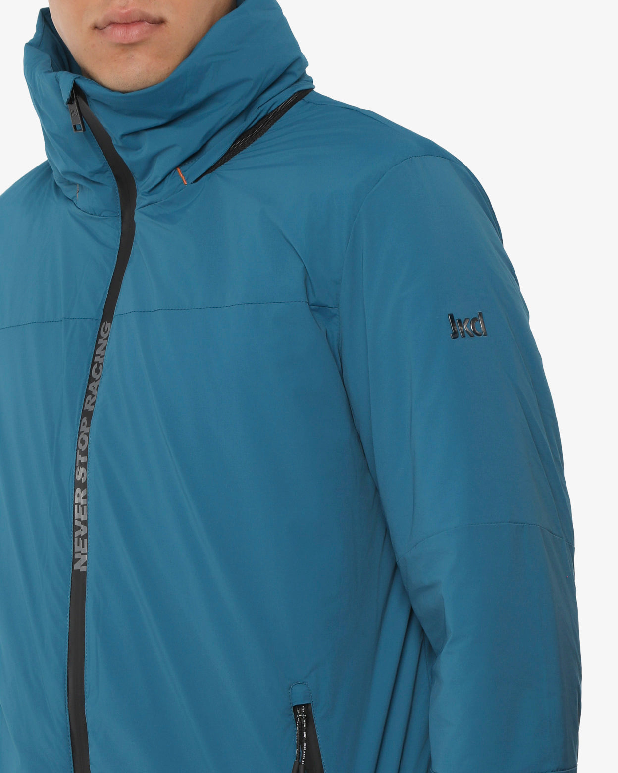 92a825d9937f090d635f748e164ee0c9_BLU_JKC189A01U_32_053