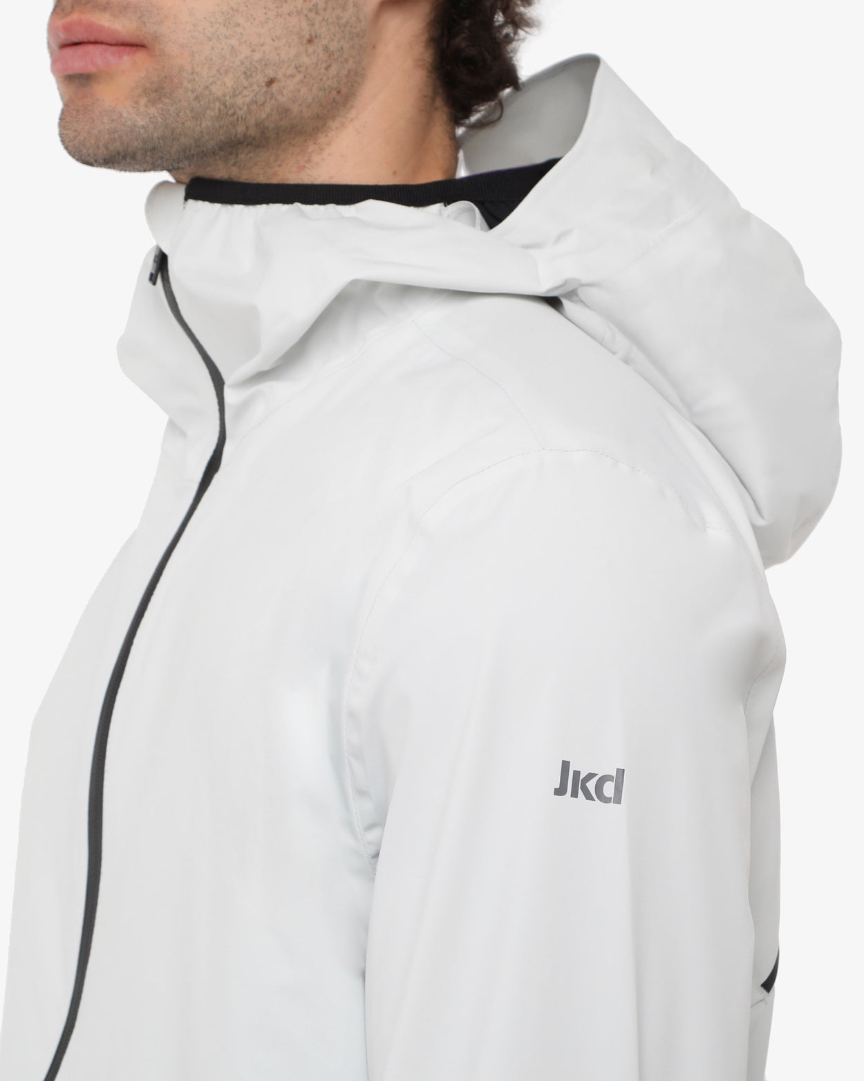 a2dc80bbfa384a1b0e747acaf8ccb97e_GHIACCIO_JKC18MV01U_9_185