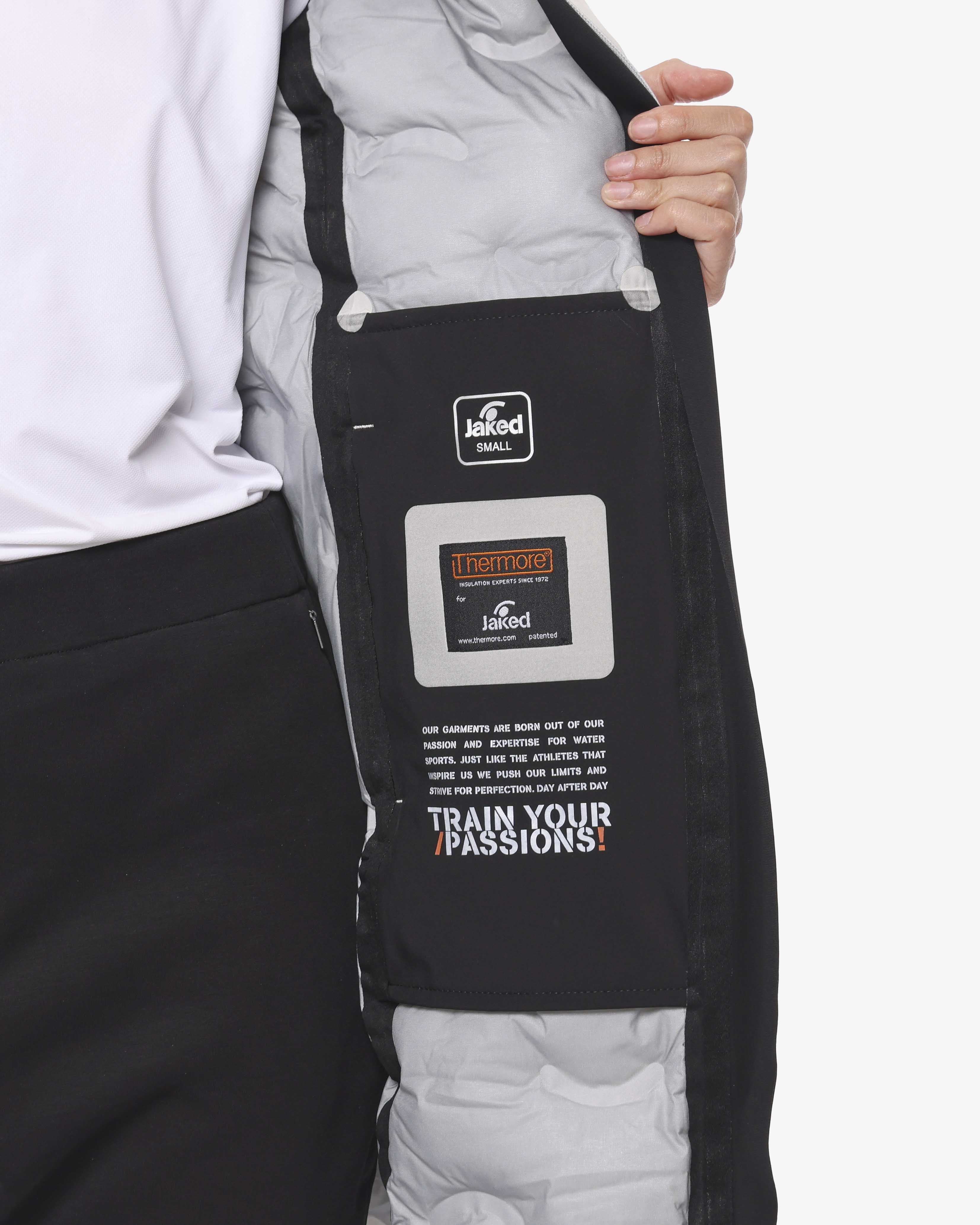 a2dc80bbfa384a1b0e747acaf8ccb97e_GHIACCIO_JKC19D709D_15_185