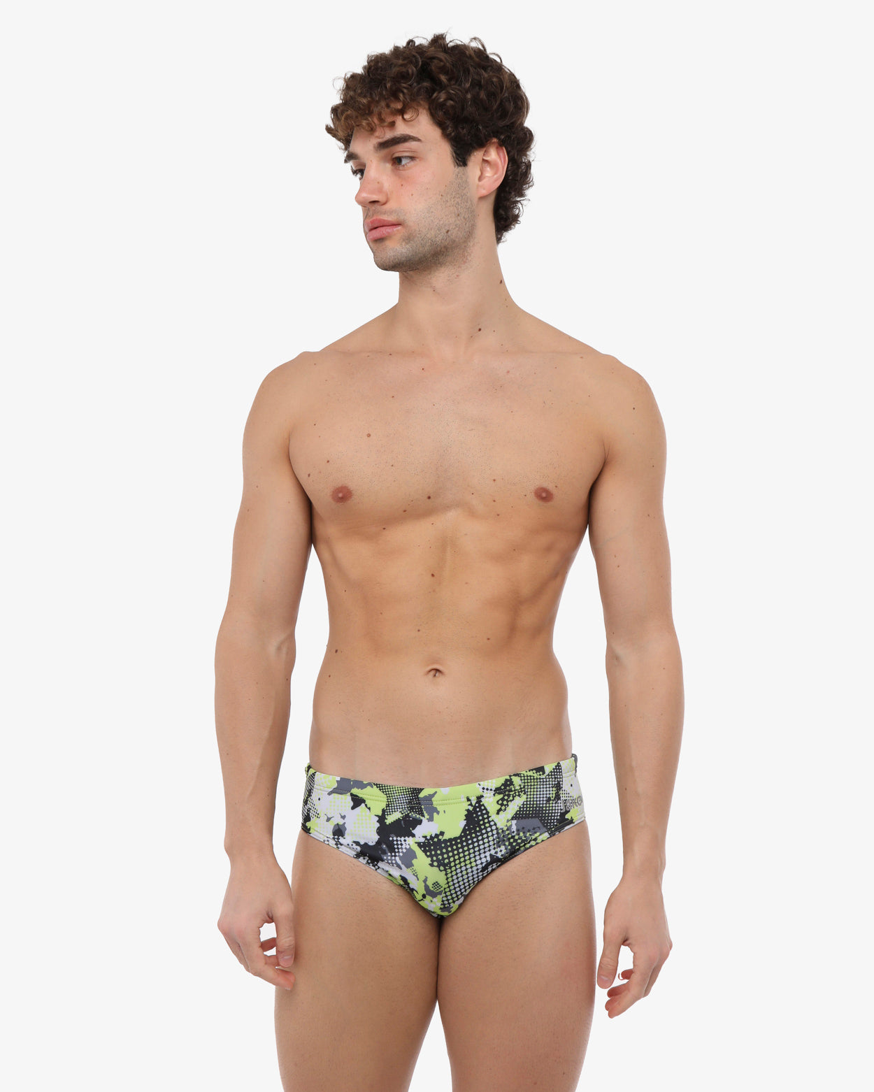 0be94228a5f7d85bfe4ef3130f7c9eb8_GIALLO_JKCM7XF03U_6_G90