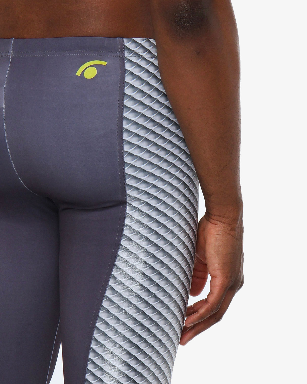 a8bff3e55b6e4622f33043f2069368b6_ARGENTO_JKCM8DB02U_9_040