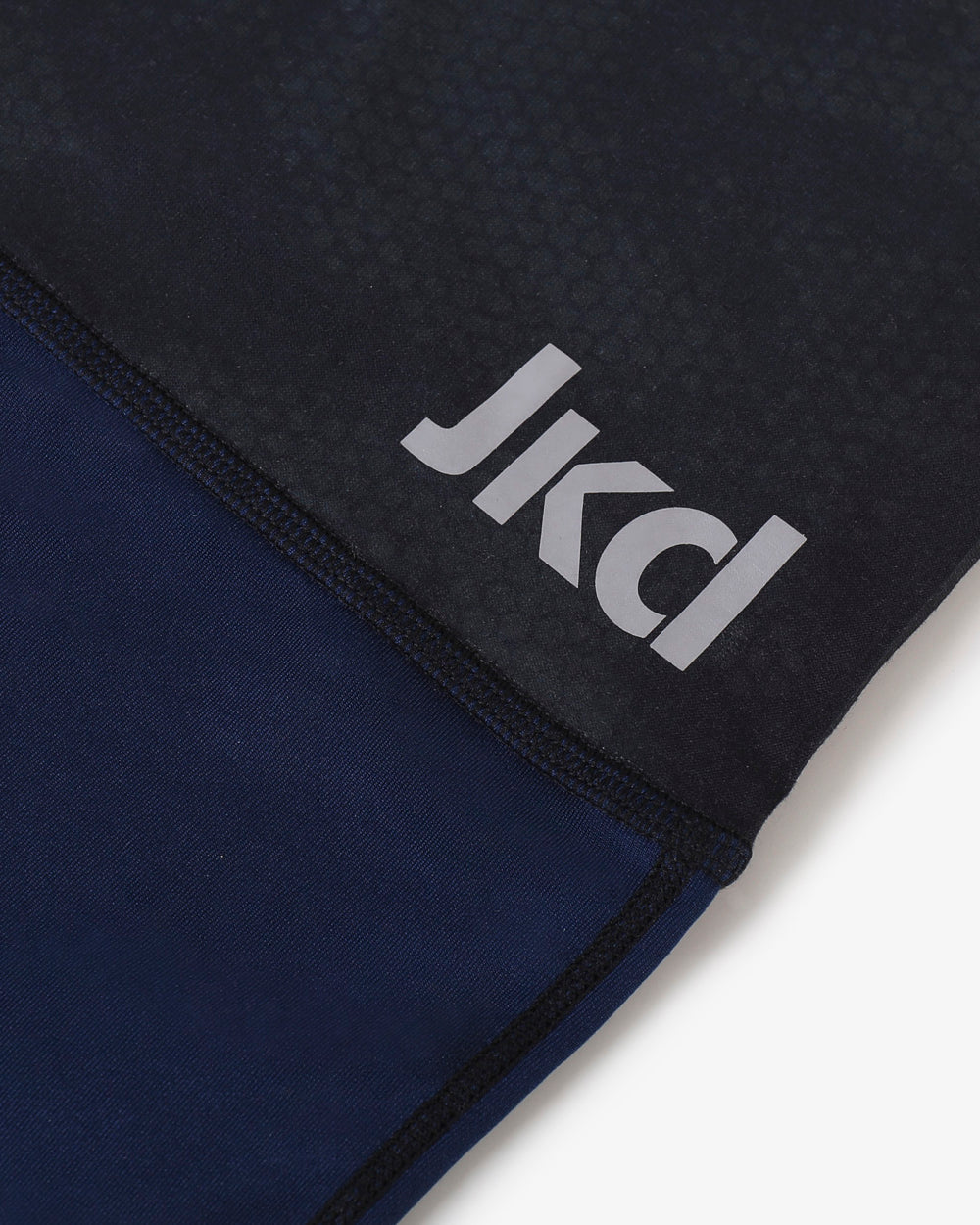 bc3ecdafba3490dd20acff22a5f6c166_NERO_JKFJ71901_3_395