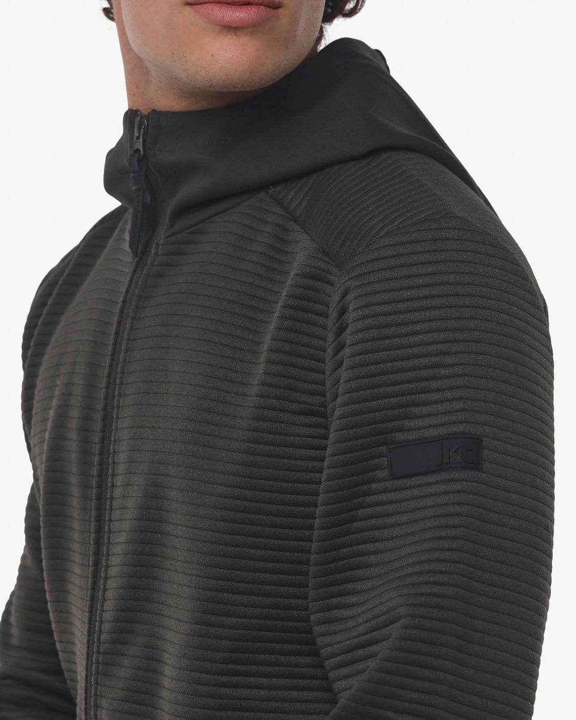 0c67b90e02f3194587f36af9730fc9e9_VERDE_JKFL6IX02U_13_Q11