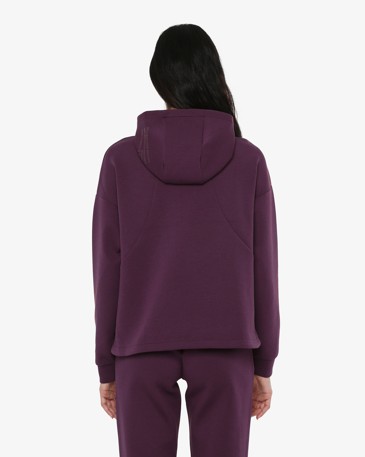 f4845531e6daecbd2287b2c62b8f9481_BORGOGNA_JKFL7FJ09D_16_097