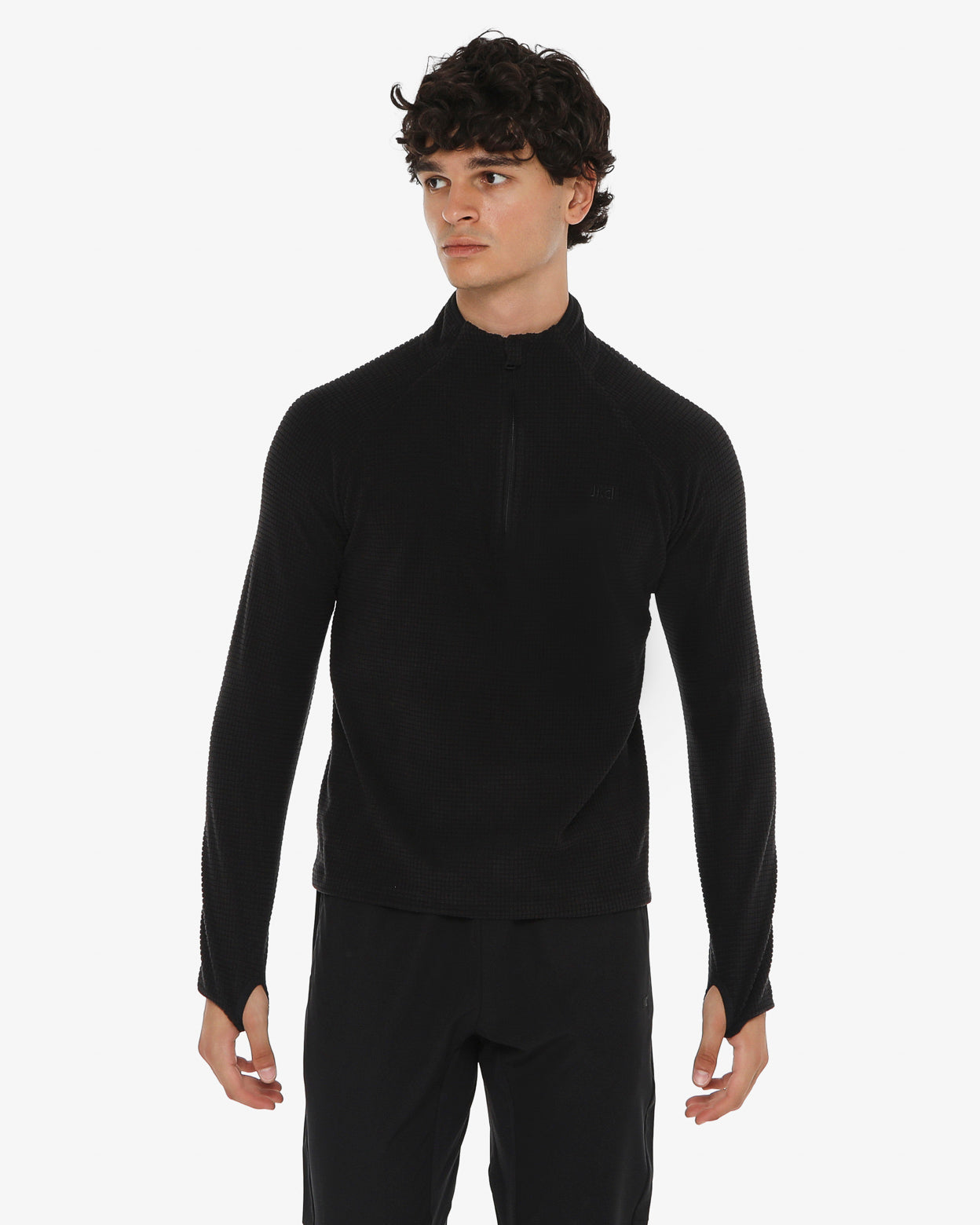 f64995525916e1291ea37f9b68a60166_NERO_JKFL89I03U_1_001