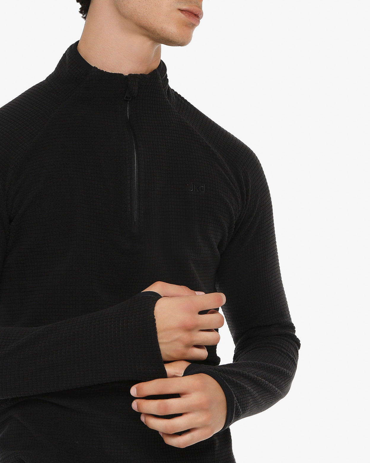 f64995525916e1291ea37f9b68a60166_NERO_JKFL89I03U_4_001