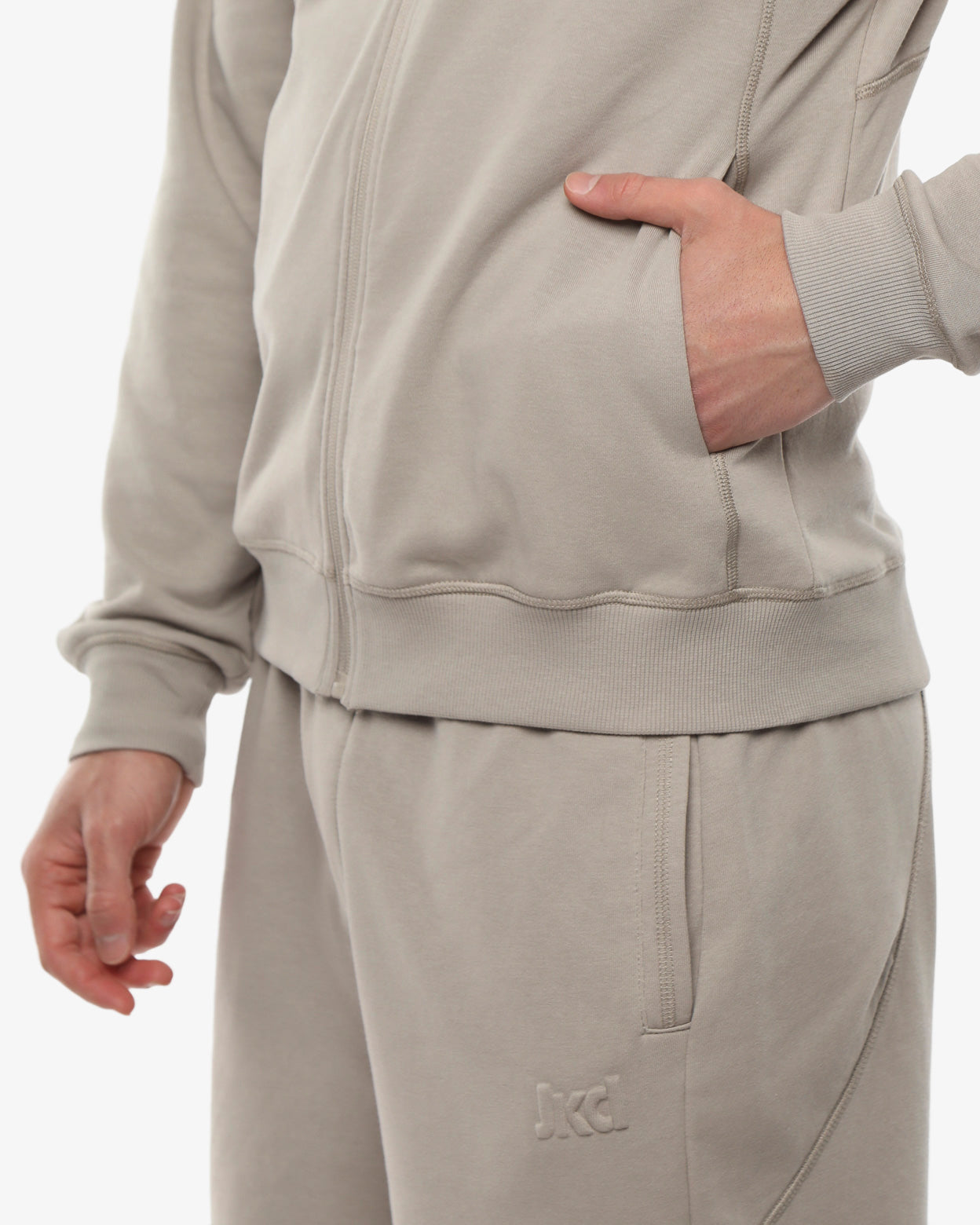 db783bd1b9624cd3bbea2a7f2066009f_CAMEL_JKFL8NB01U_19_259