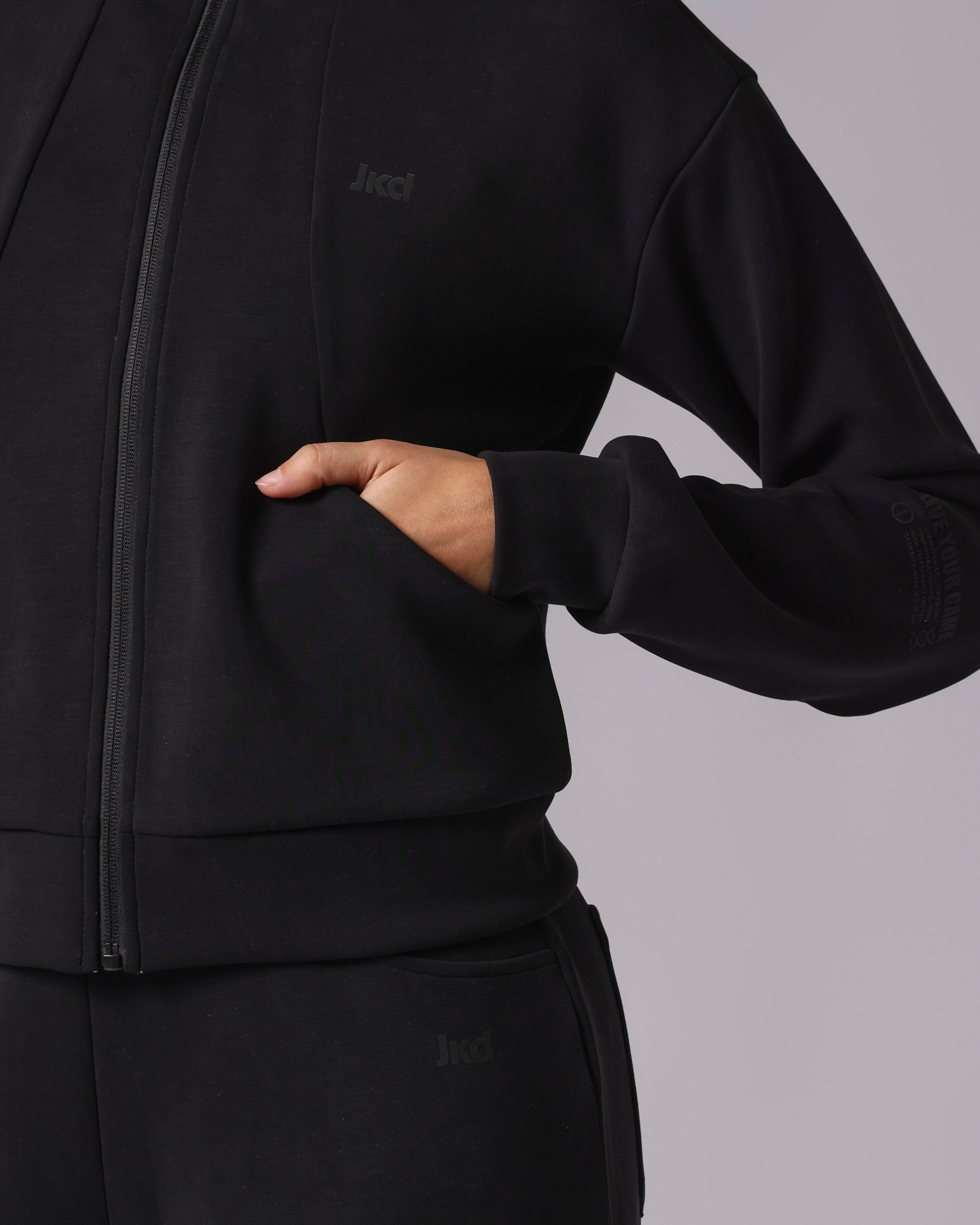 f64995525916e1291ea37f9b68a60166_NERO_JKFL8NC01D_46_001