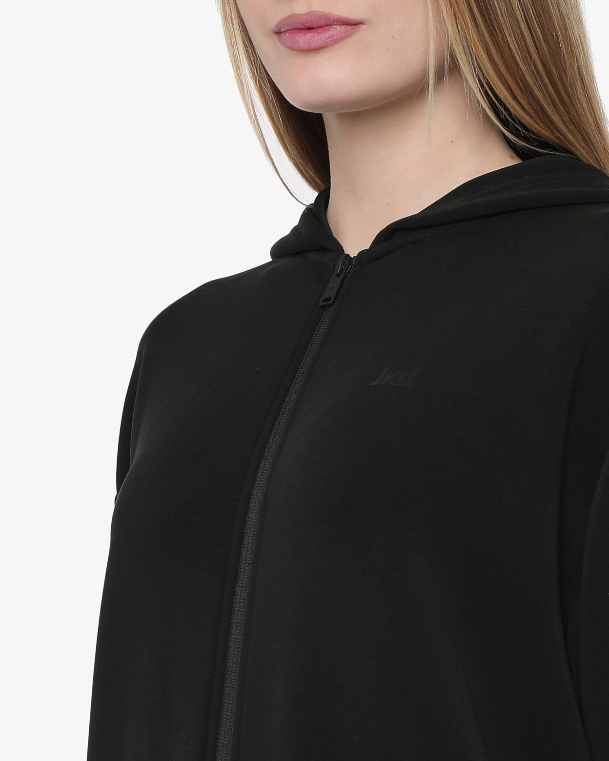 f64995525916e1291ea37f9b68a60166_NERO_JKFL8NC03D_9_001