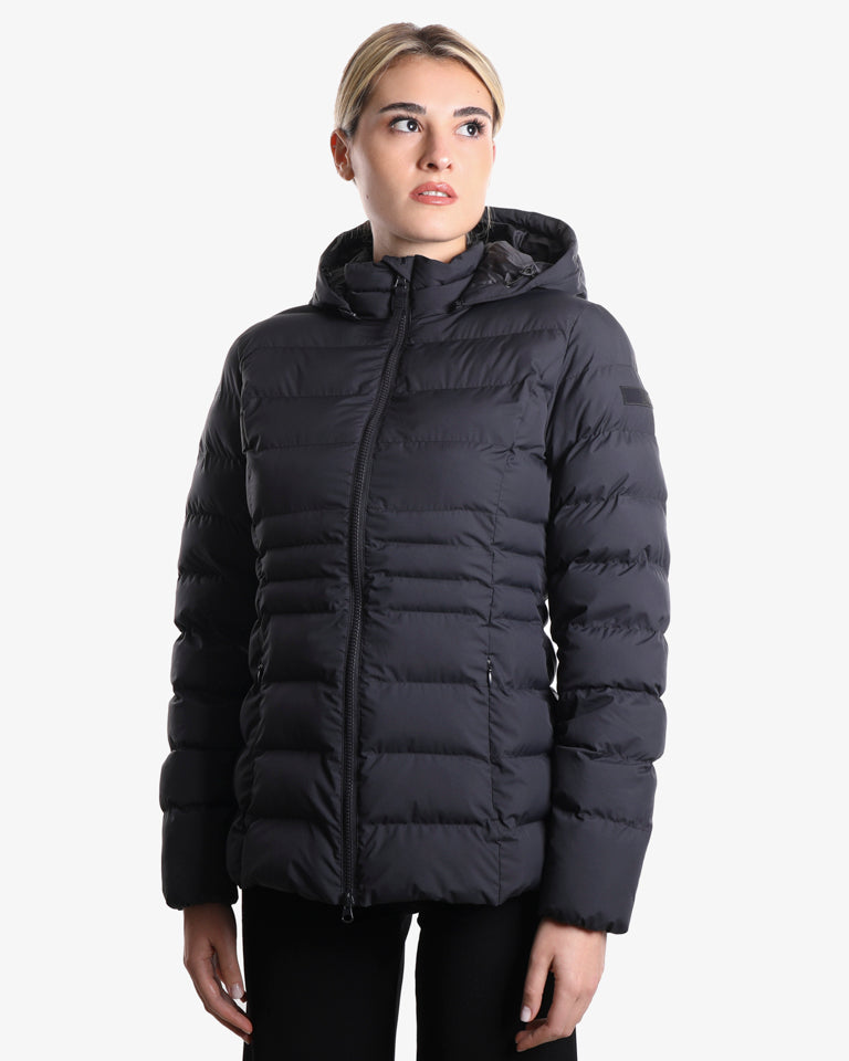 f64995525916e1291ea37f9b68a60166_NERO_JKGC5WQ01D_2_001