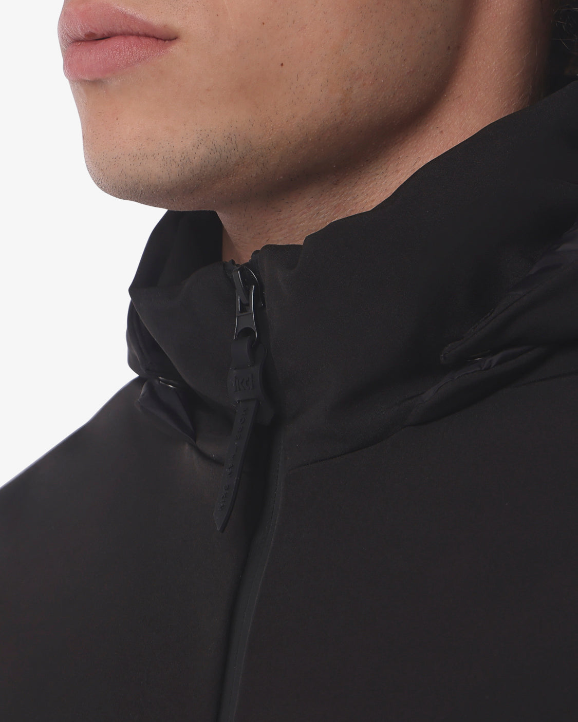 f64995525916e1291ea37f9b68a60166_NERO_JKGC5X004U_19_001