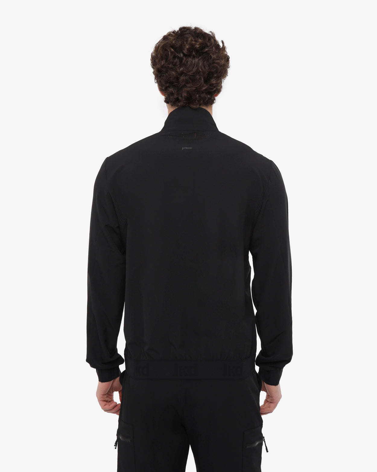 f64995525916e1291ea37f9b68a60166_NERO_JKGC6E801U_14_001