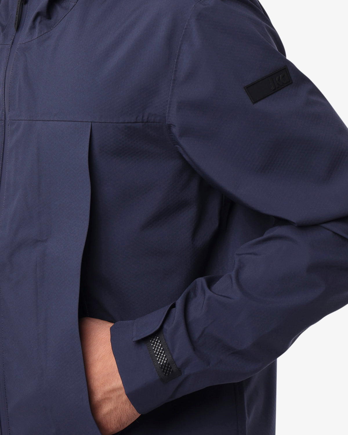 3b1ef929623d50d3394a35c5b9d16dd6_BLU_JKGC6E803U_12_028