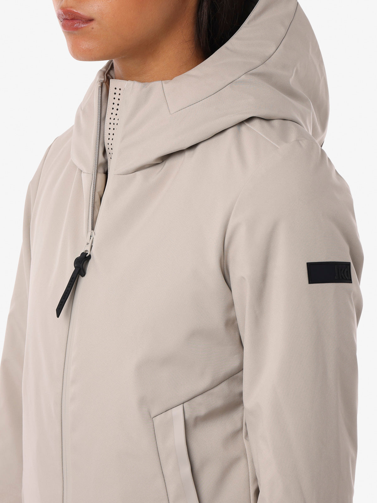 78bef3902960719a466ea657946767e7_BIANCO_JKGC6II02D_8_016