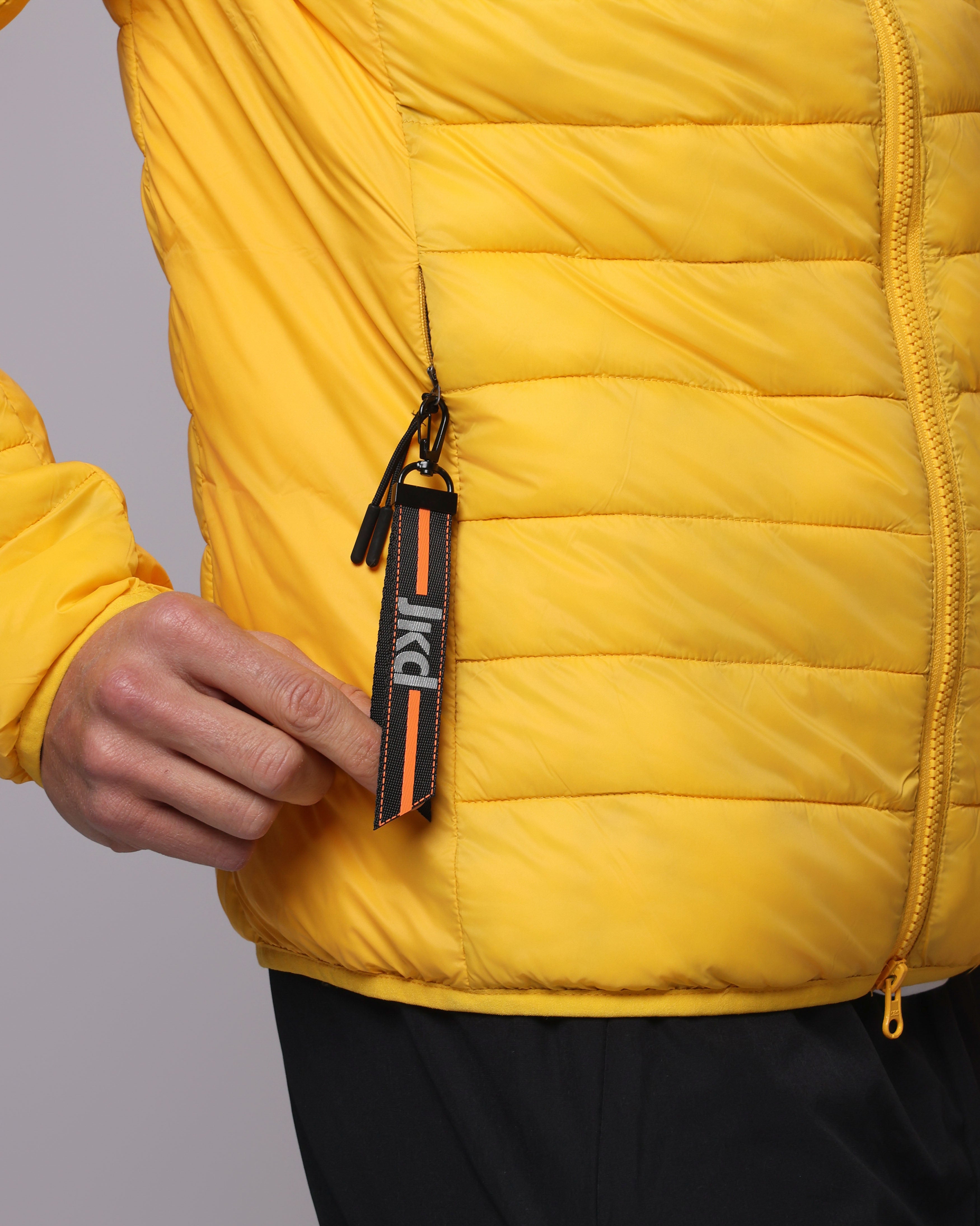 3606abecfabda0ce22cc74d2abdecbb6_FUXIA_JKGC6P301U_29_Z24