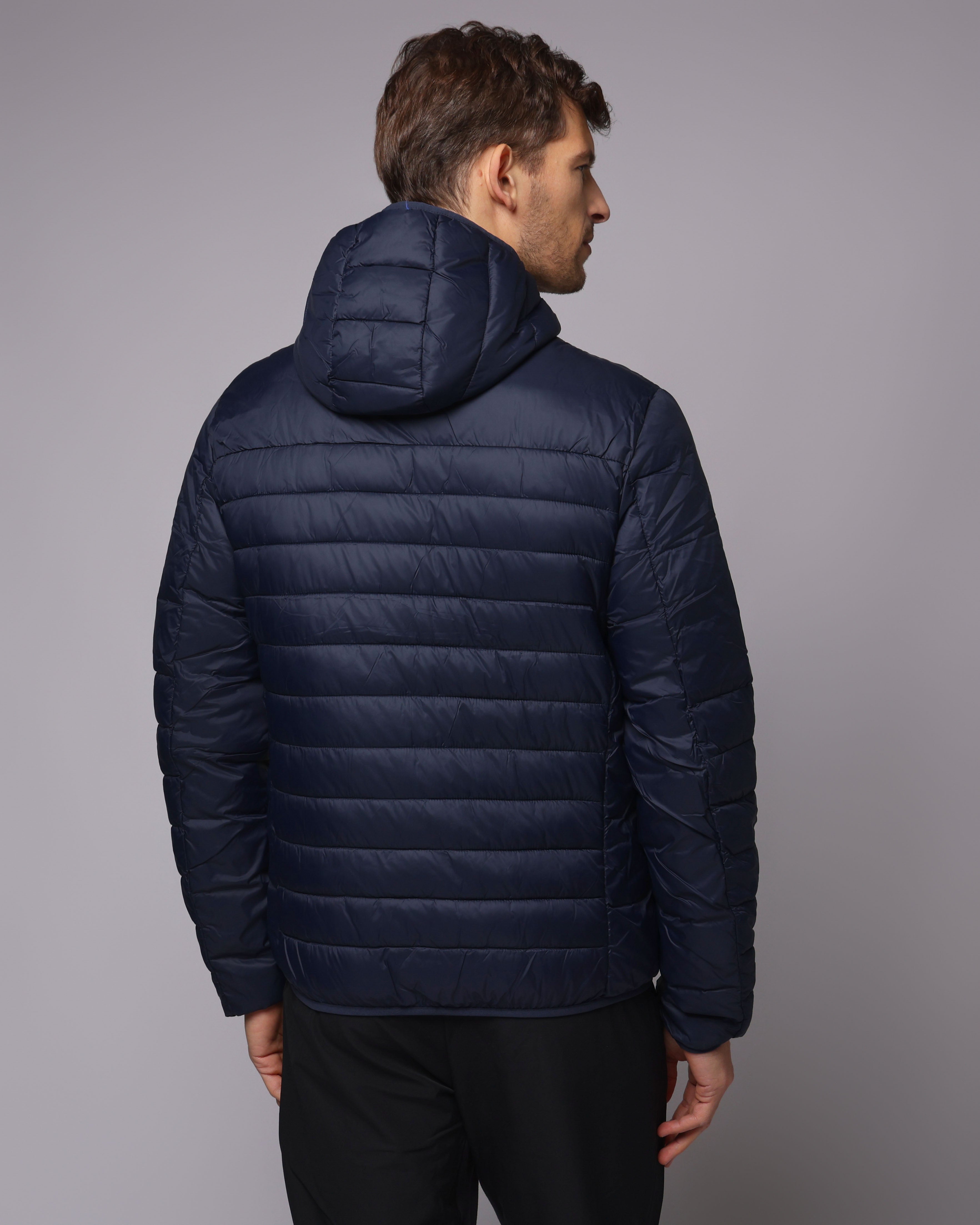 9dcc5aebff3e33c0a17b14365e71a29b_BLU_JKGC6P301U_43_Z26