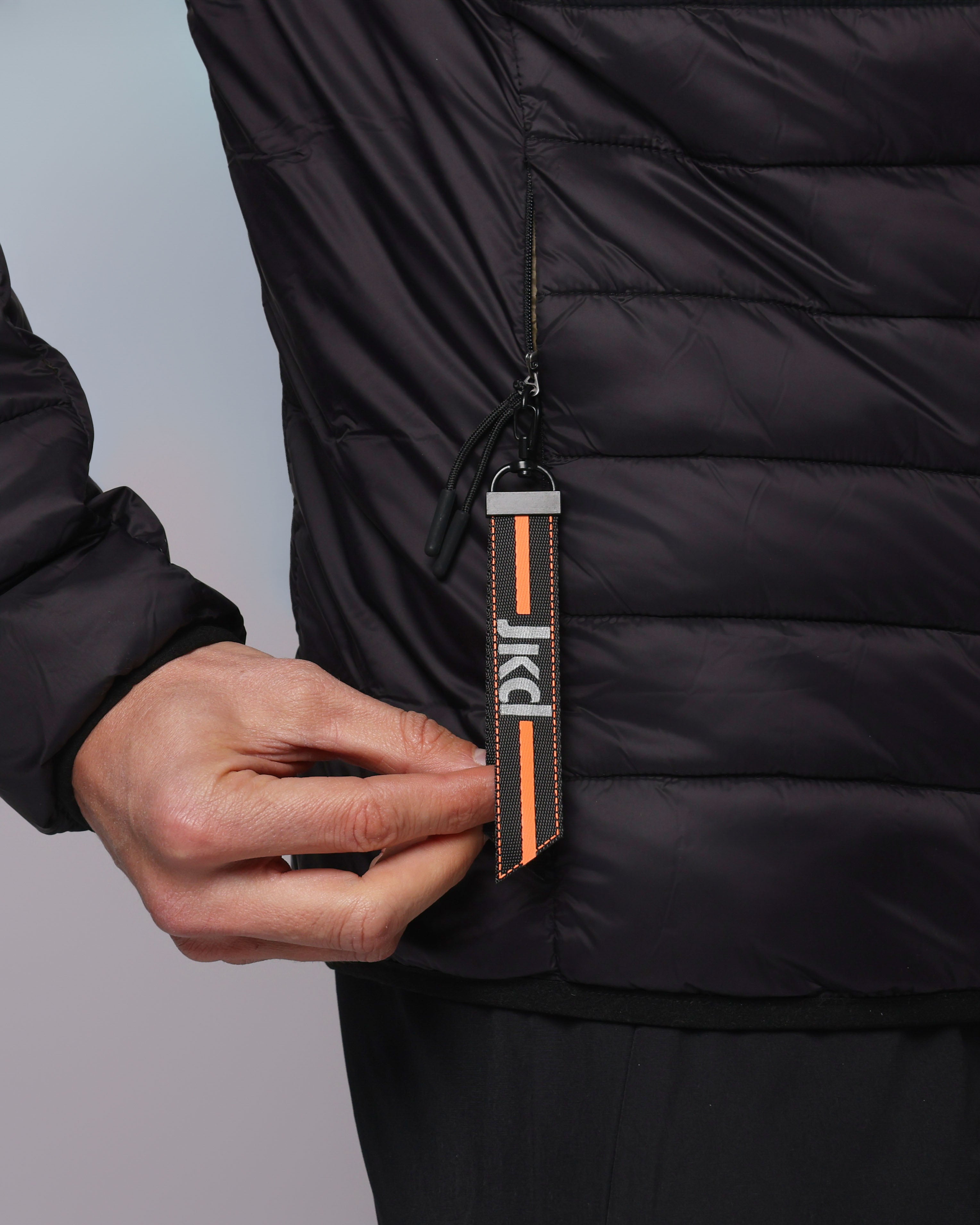 311622553f18a29b4aa7f299846c9fdc_NERO_JKGC6P301U_53_Z27