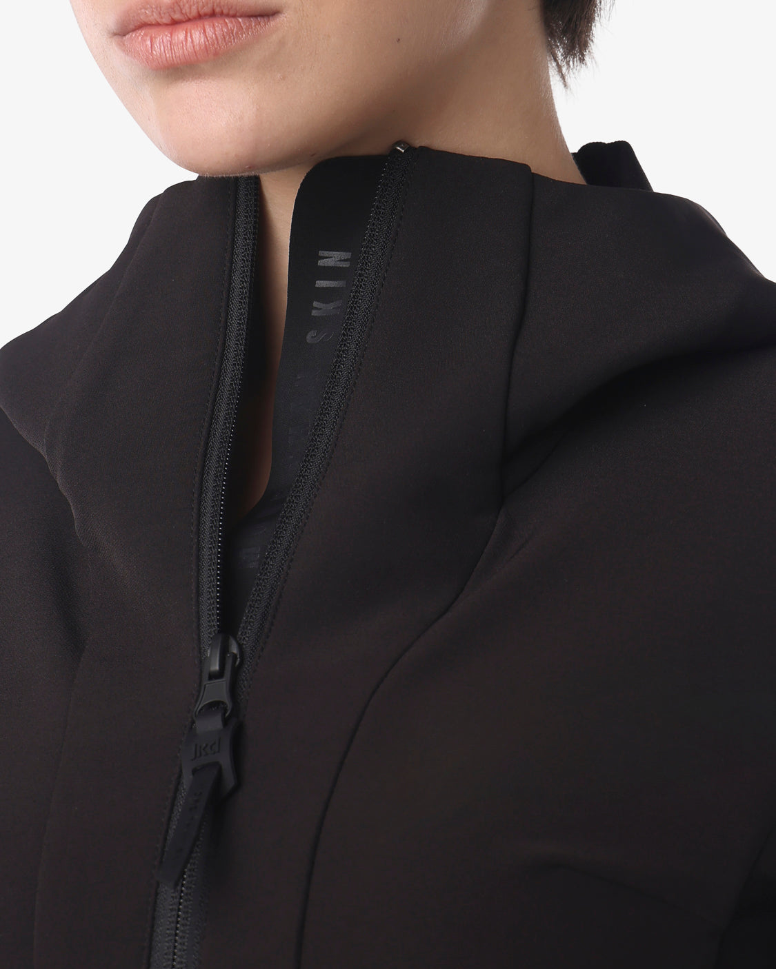 f64995525916e1291ea37f9b68a60166_NERO_JKGC6RE01D_9_001