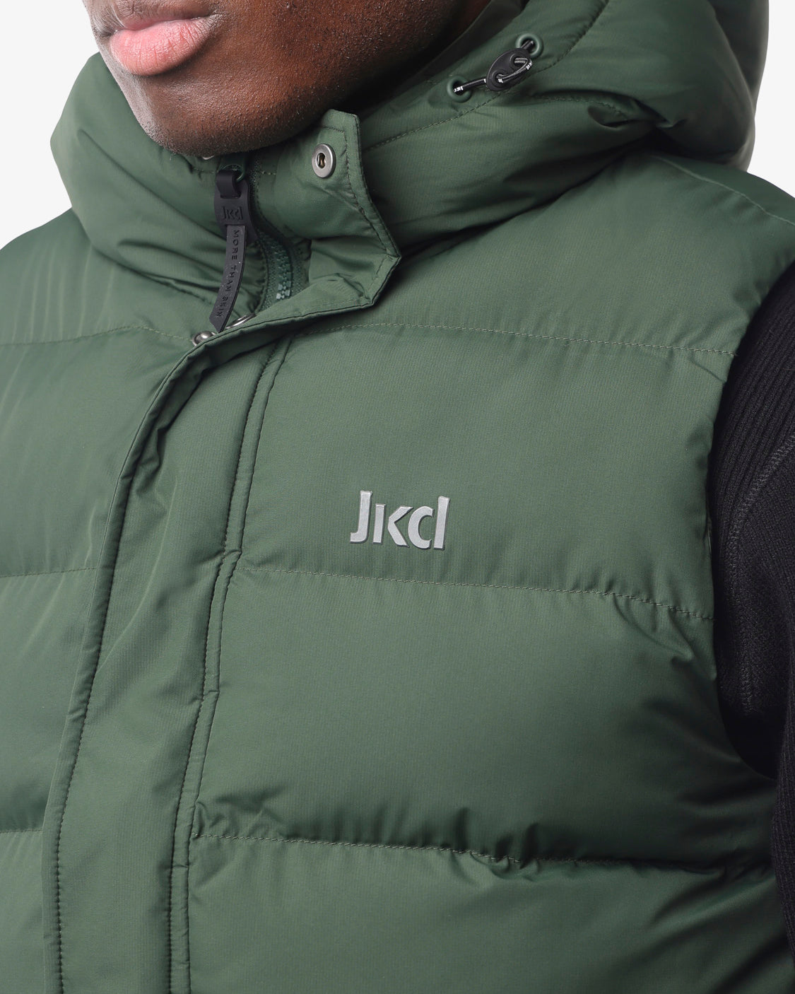 0c67b90e02f3194587f36af9730fc9e9_VERDE_JKGC7DS05U_5_Q11