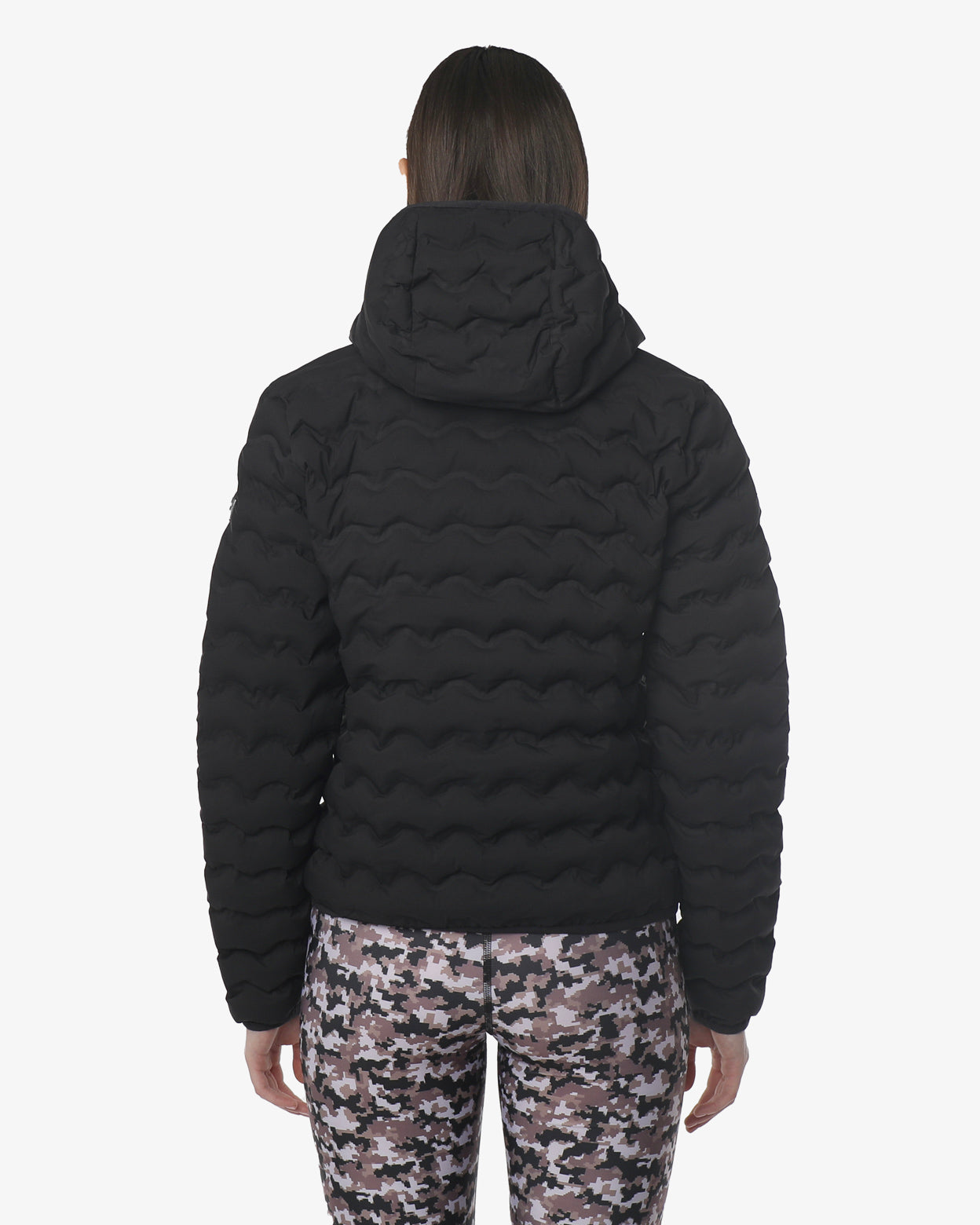 f64995525916e1291ea37f9b68a60166_NERO_JKGC7FI01D_11_001