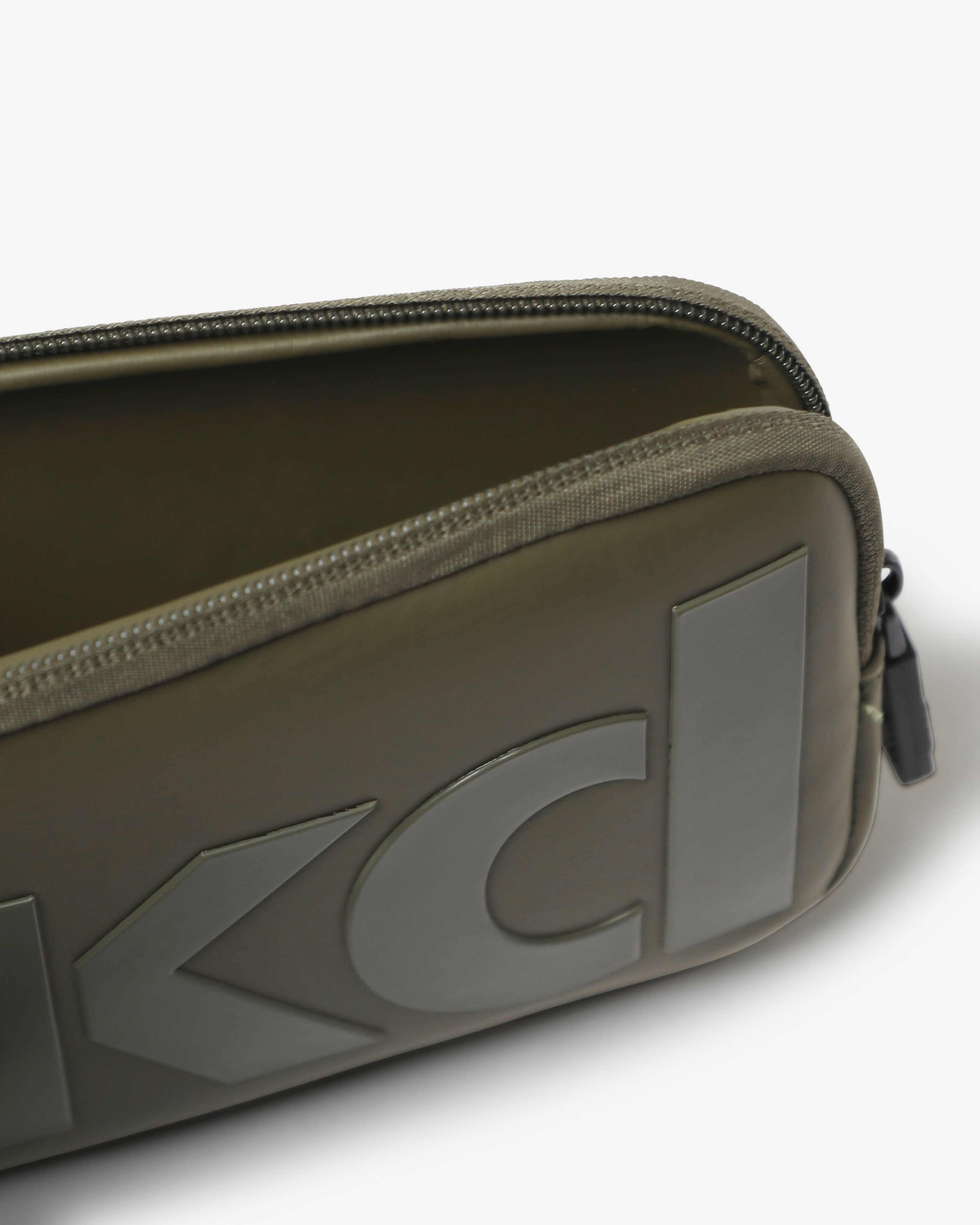 d42da4abc1cf2fbd4a0139bf1ee6bfa6_VERDE_MILITARE_JKJB9ZK671GM_20_155