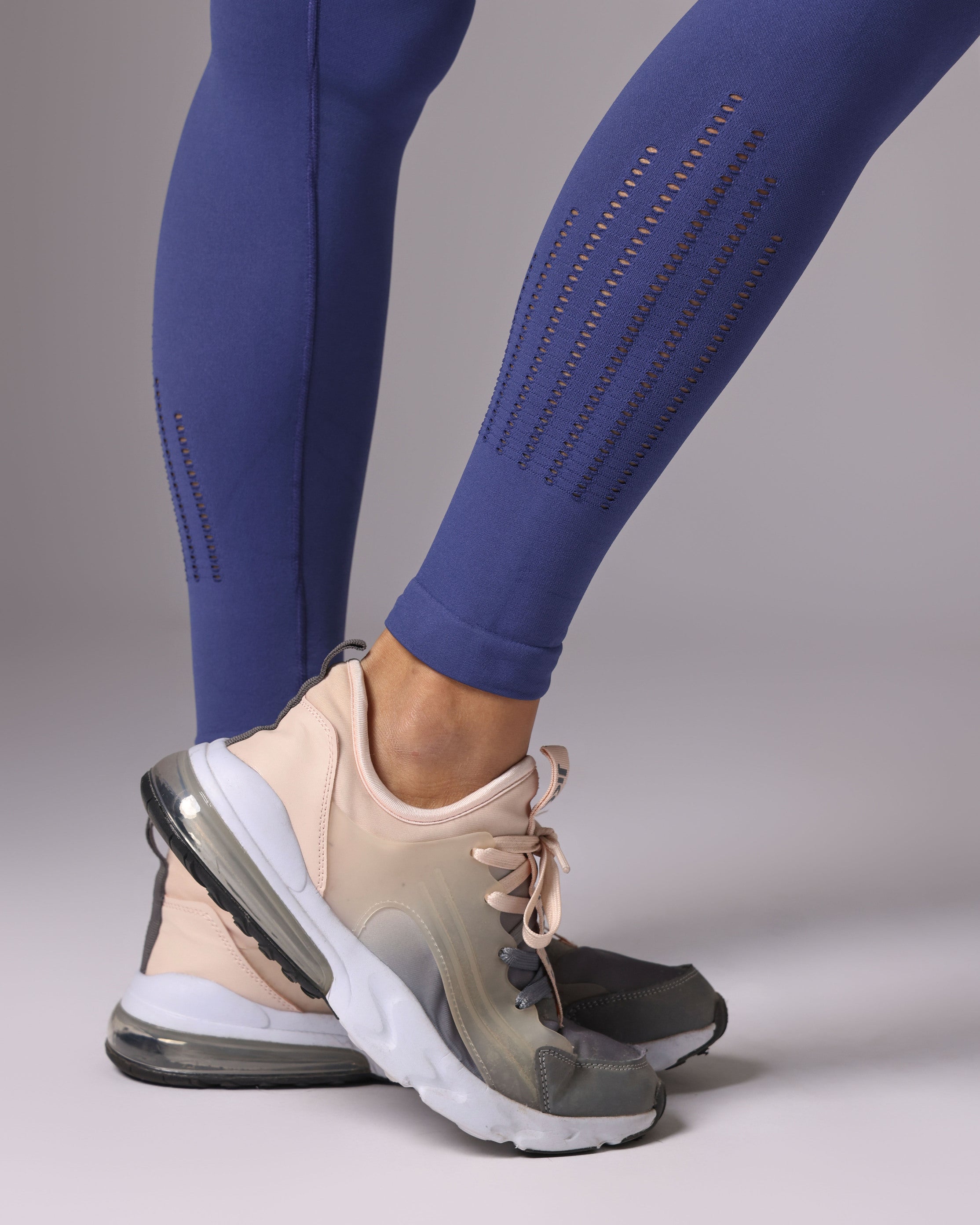 43cc2378b2297b19fc7e0bee8c08fa85_BLU_JKLG8B205D_130_S73