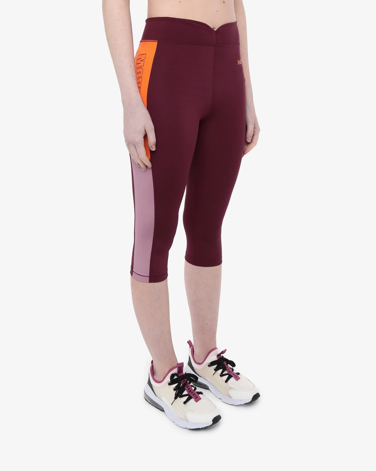 2e368893c316aa5e5fd65a6885c166f0_BORGOGNA_JKLG8NU02D_13_072