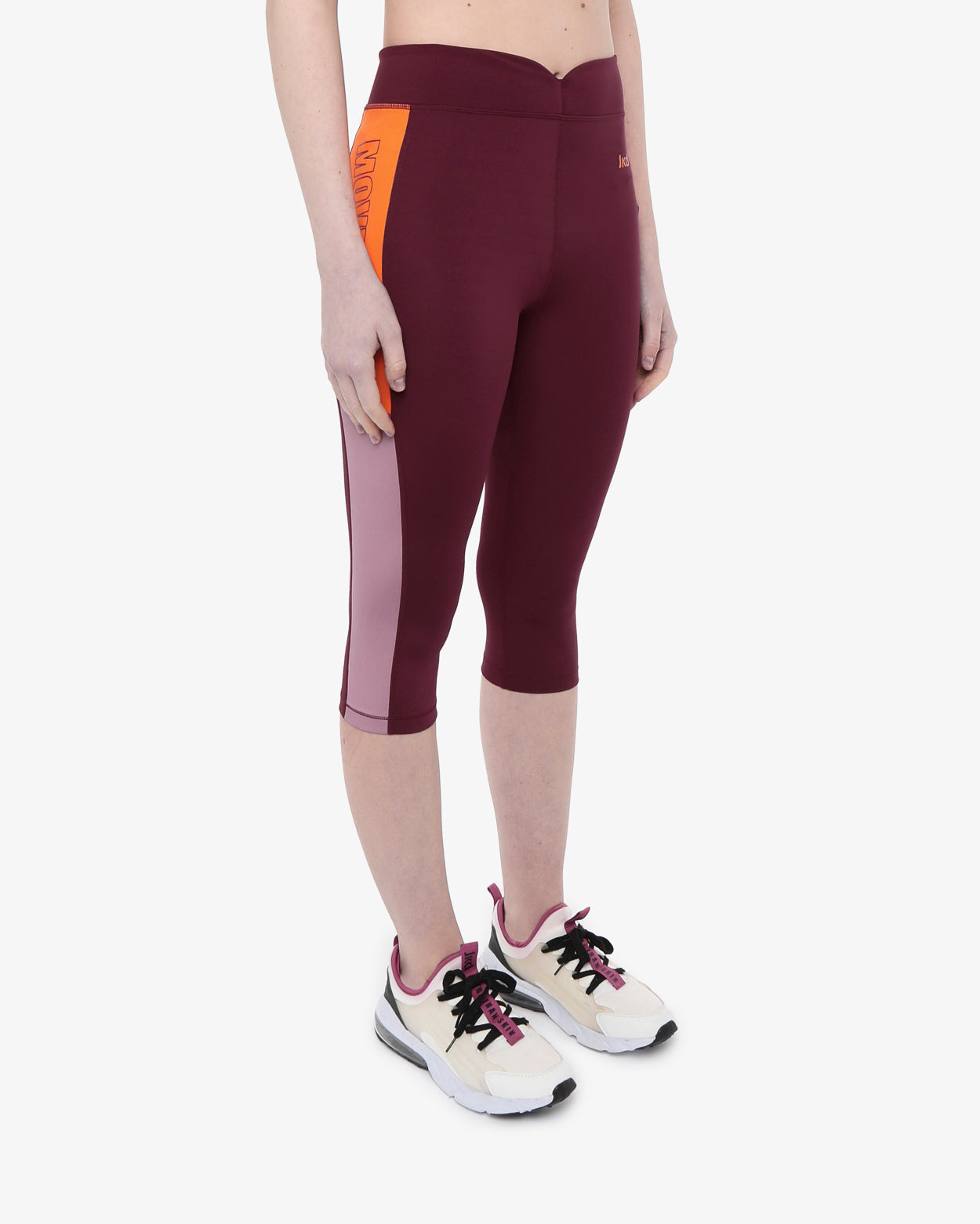 2e368893c316aa5e5fd65a6885c166f0_BORGOGNA_JKLG8NU02D_13_072