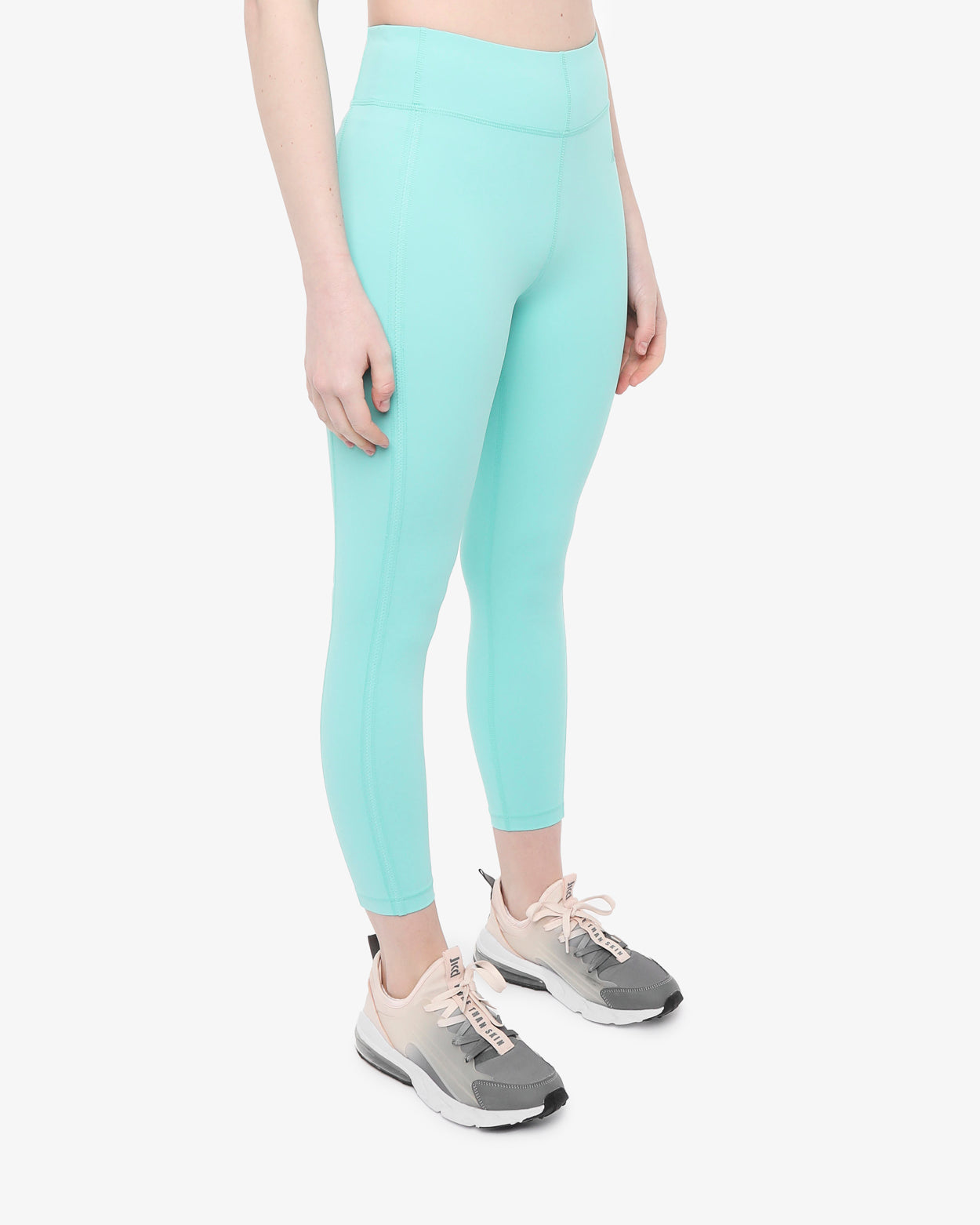 1d9a2bb7ccbb789d564358cdf0b5cbd8_VERDE_JKLG8O705D_11_D81