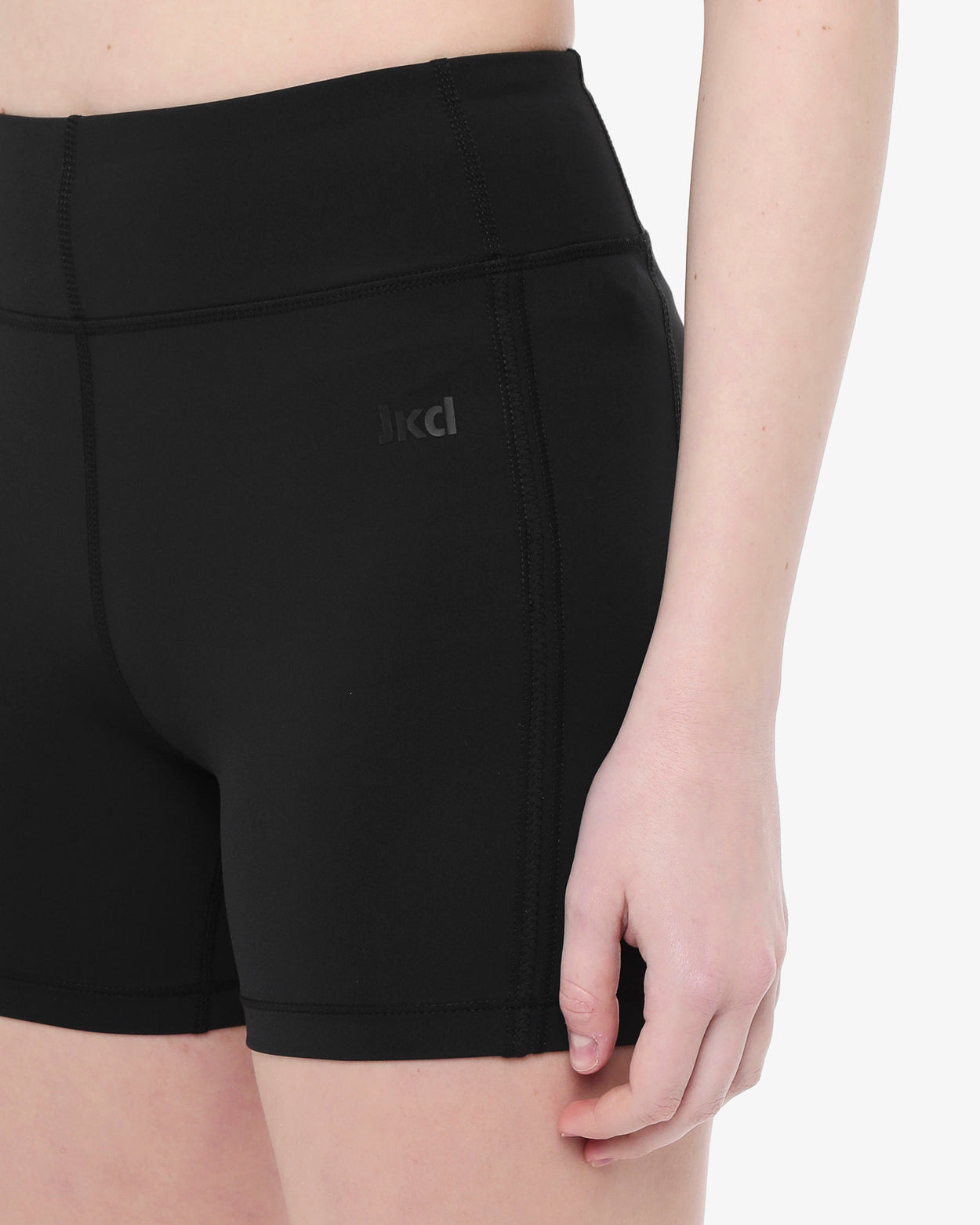 f64995525916e1291ea37f9b68a60166_NERO_JKLG8O706D_3_001