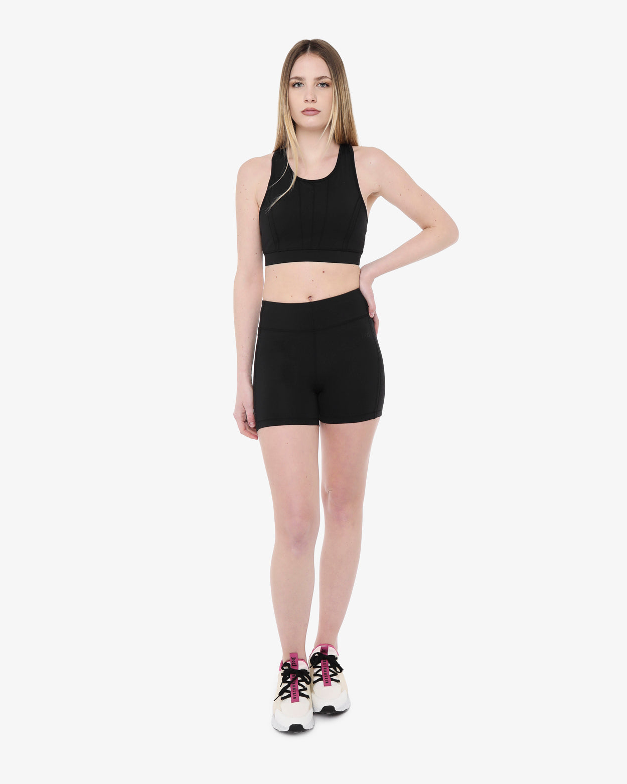 f64995525916e1291ea37f9b68a60166_NERO_JKLG8O706D_4_001