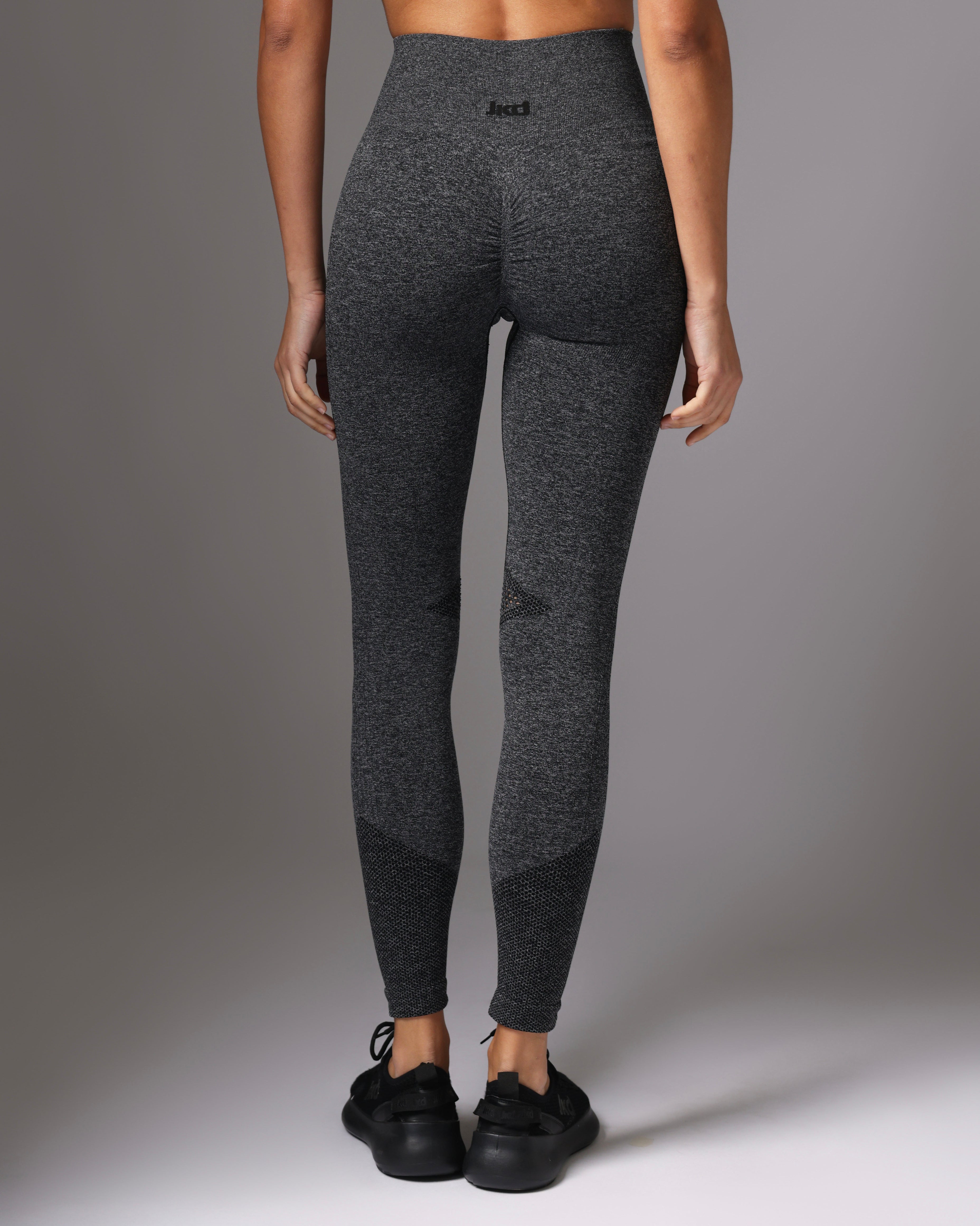 f64995525916e1291ea37f9b68a60166_NERO_JKLG9G304D_44_001