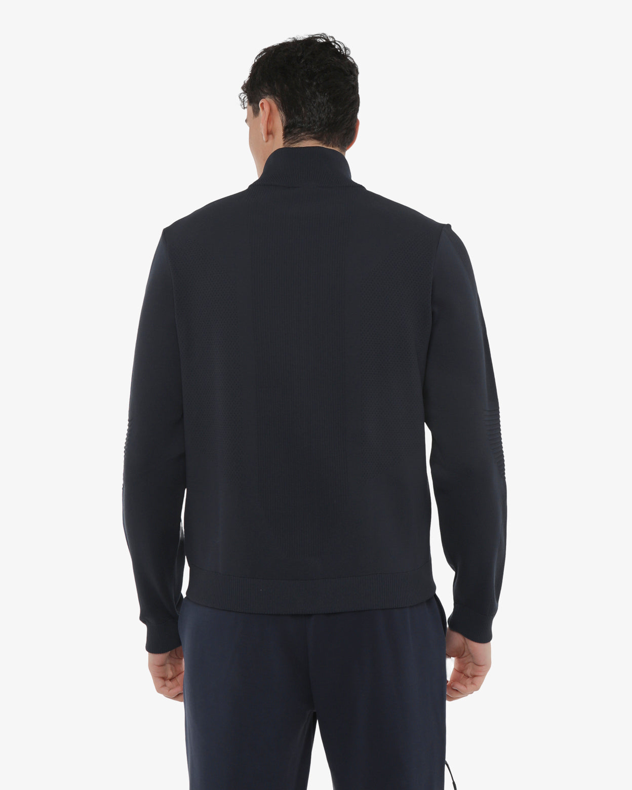 8614c9477a5d86f42a1da6b19d625392_BLU_JKMU7PD02U_15_028