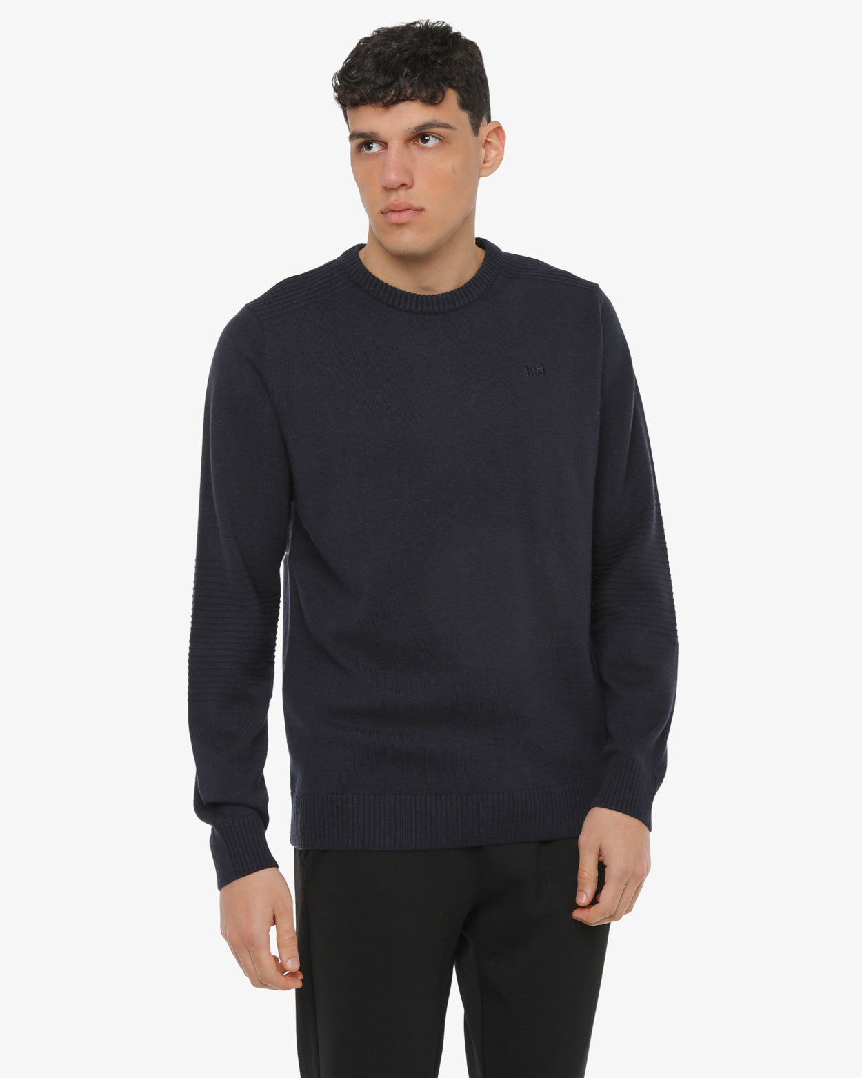 3b1ef929623d50d3394a35c5b9d16dd6_BLU_JKMU88O12U_15_028