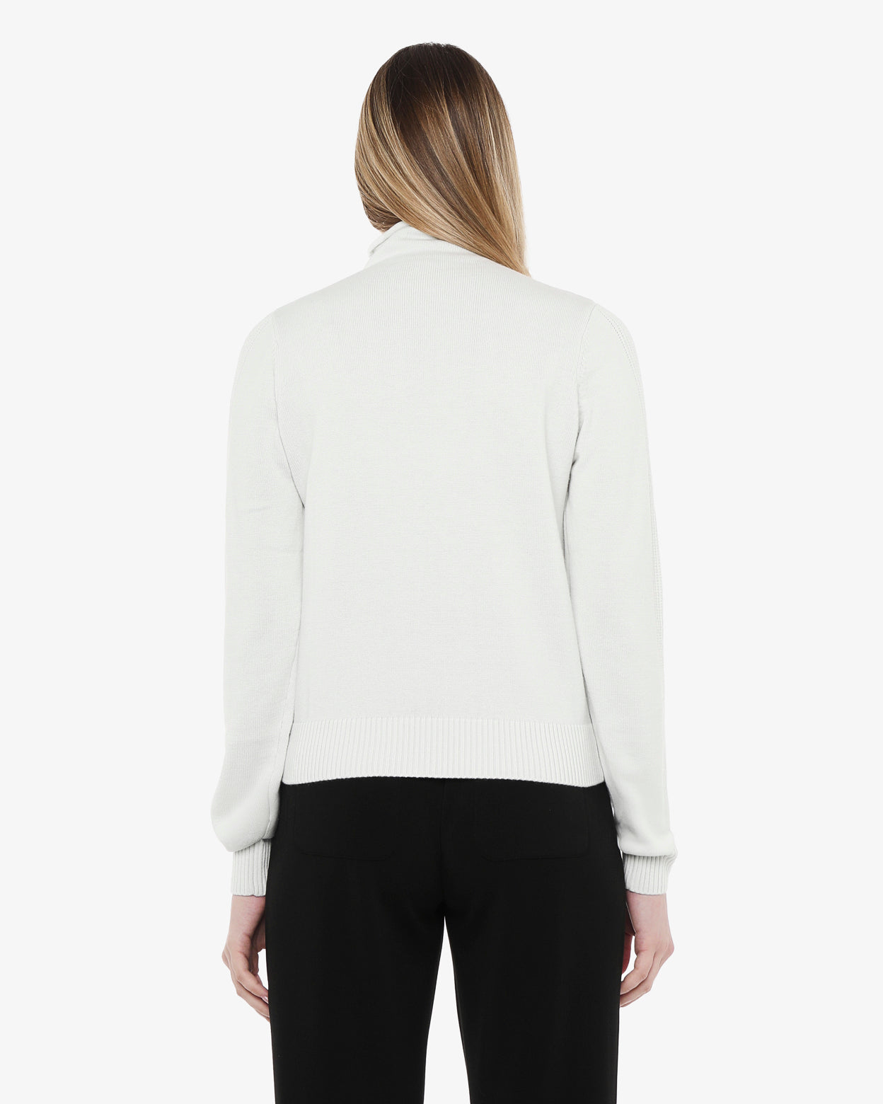 a2dc80bbfa384a1b0e747acaf8ccb97e_BIANCO_JKMU89A04D_17_185