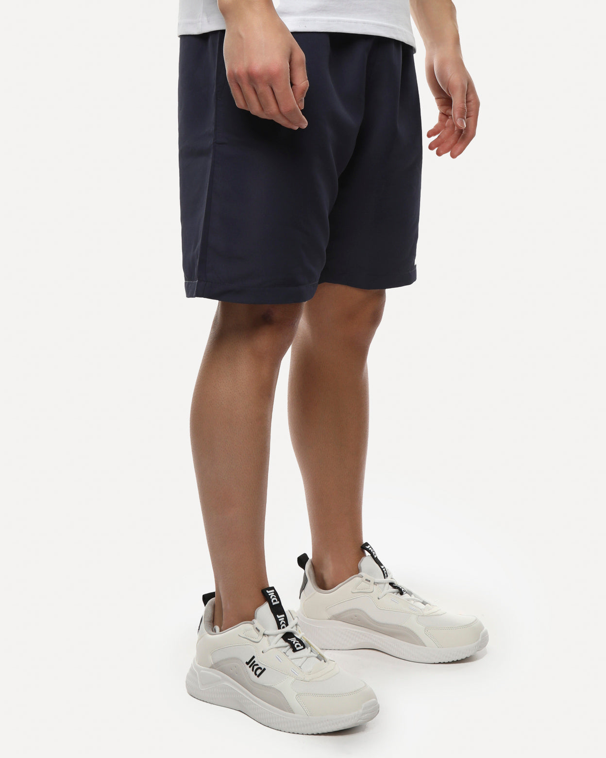 8614c9477a5d86f42a1da6b19d625392_BLU_JKPT5GP09_23_002