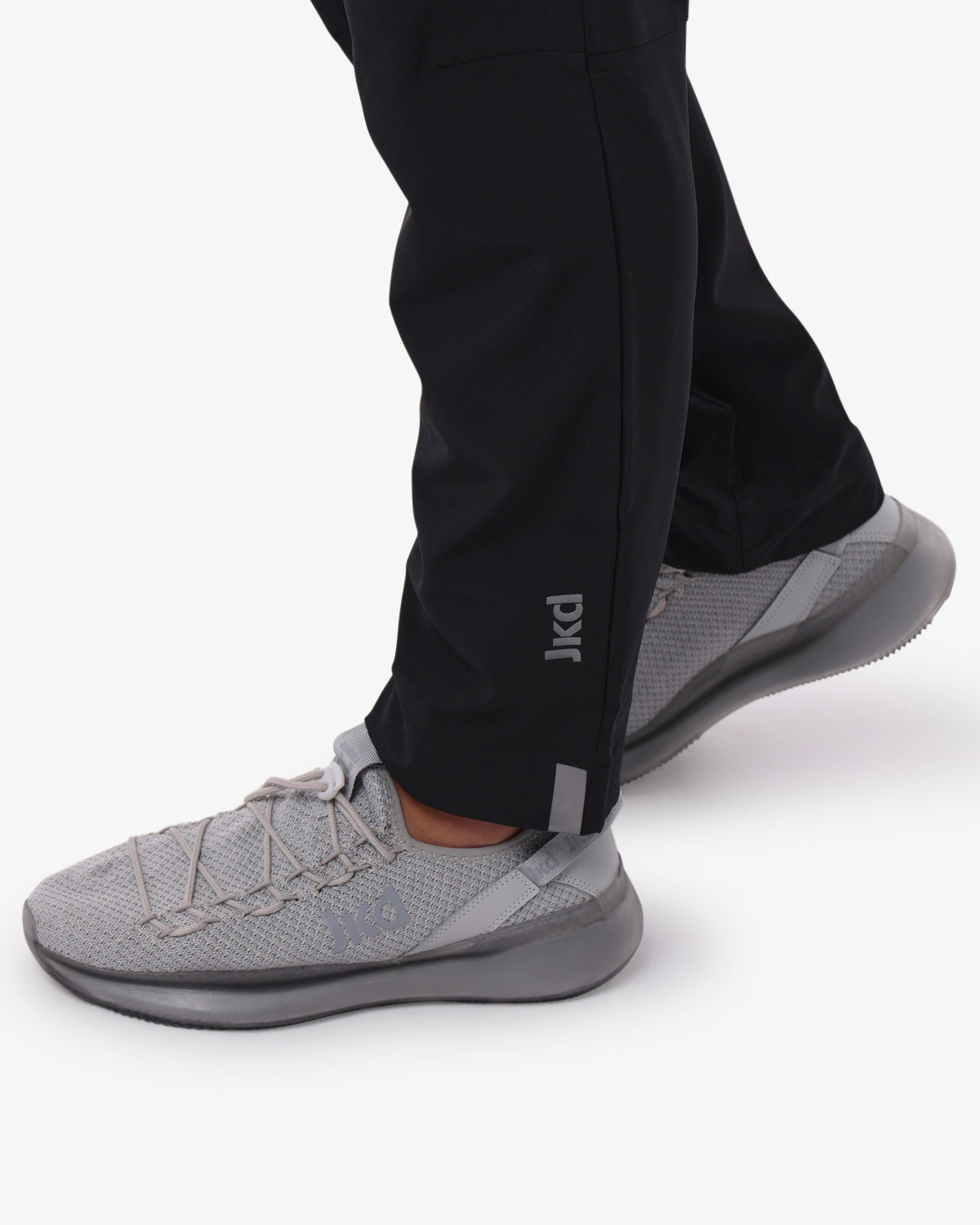 f64995525916e1291ea37f9b68a60166_NERO_JKPT65Q04U_5_001