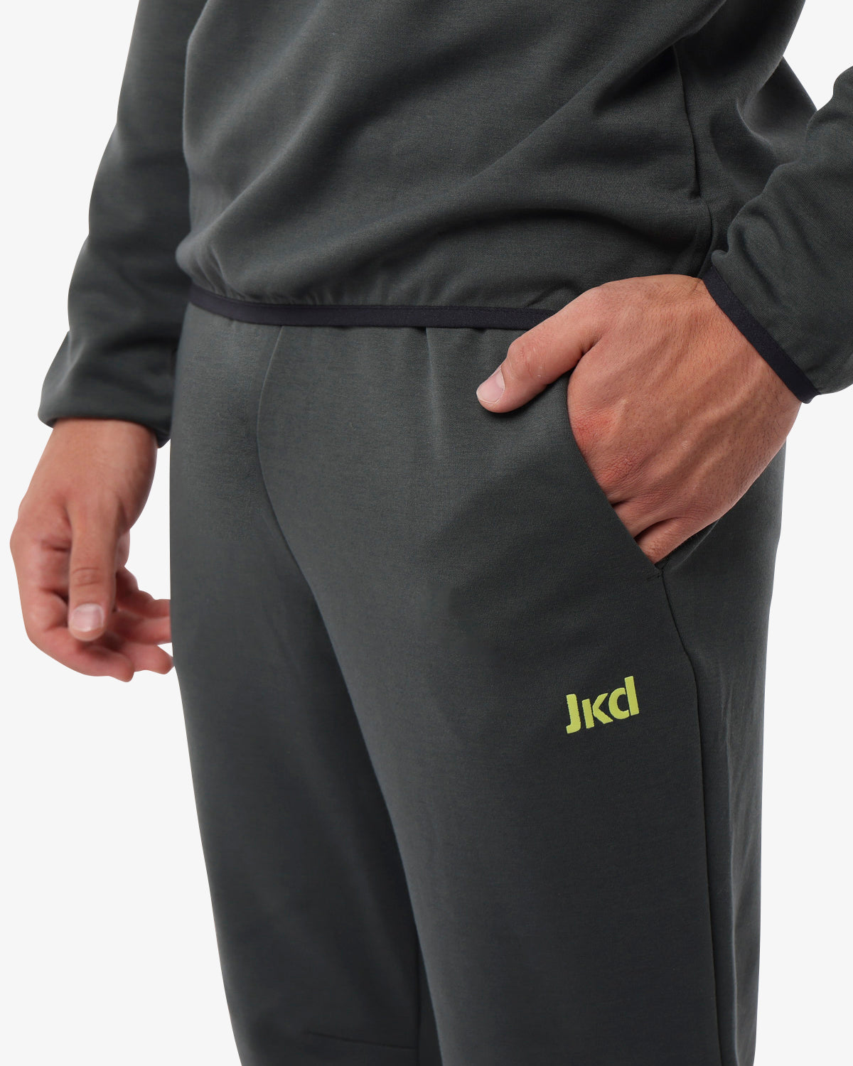 2cf8f83b1d1294098cd81e10bf3a4b5e_VERDE_JKPT6DU03U_20_663