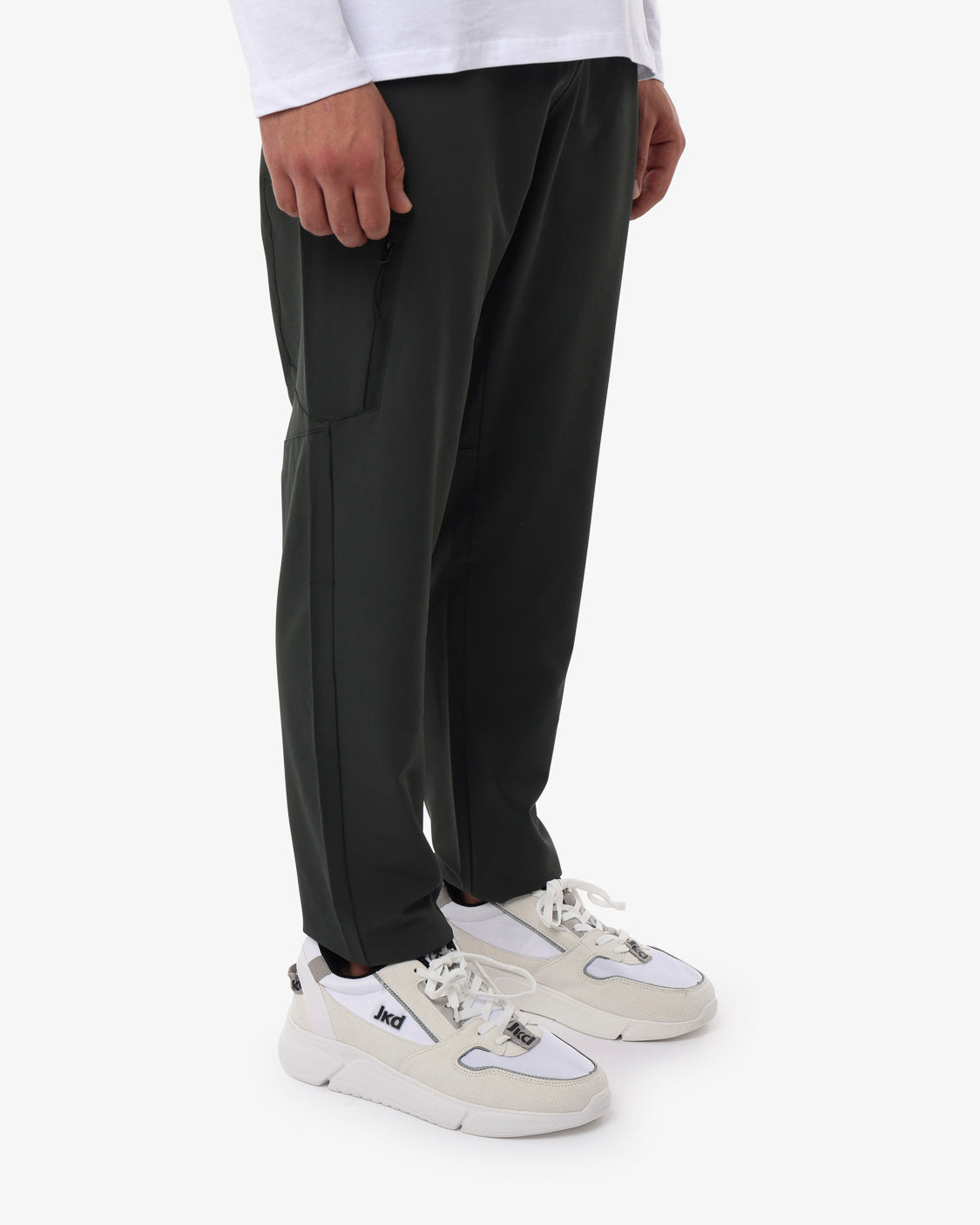 0c67b90e02f3194587f36af9730fc9e9_VERDE_JKPT6IX04U_11_Q11