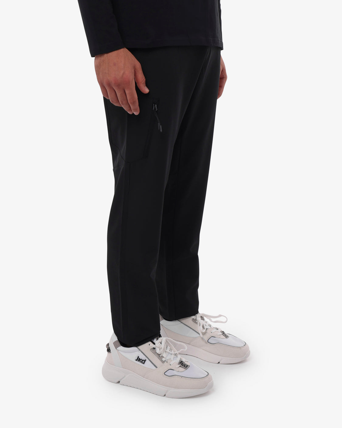 f64995525916e1291ea37f9b68a60166_NERO_JKPT6IX04U_1_001