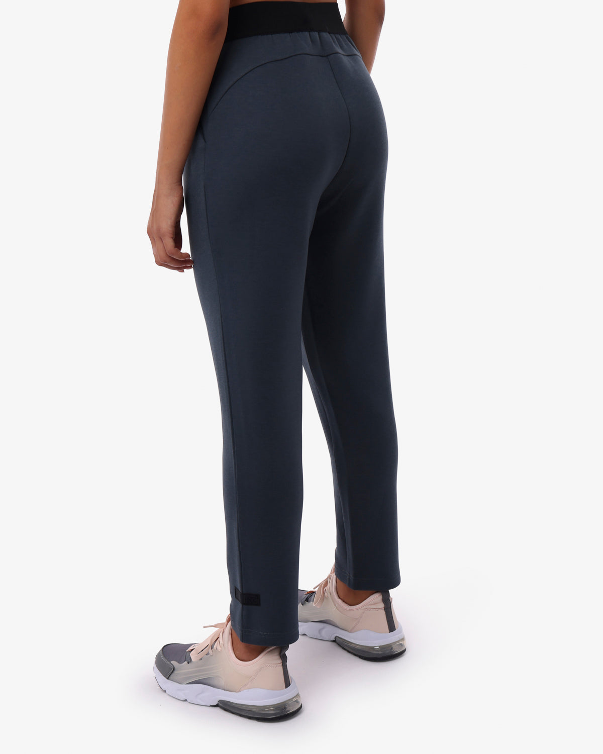 4168bdd9ebe7c40c0dd3a4da3bffcc65_AZZURRO_JKPT6IZ04D_8_497