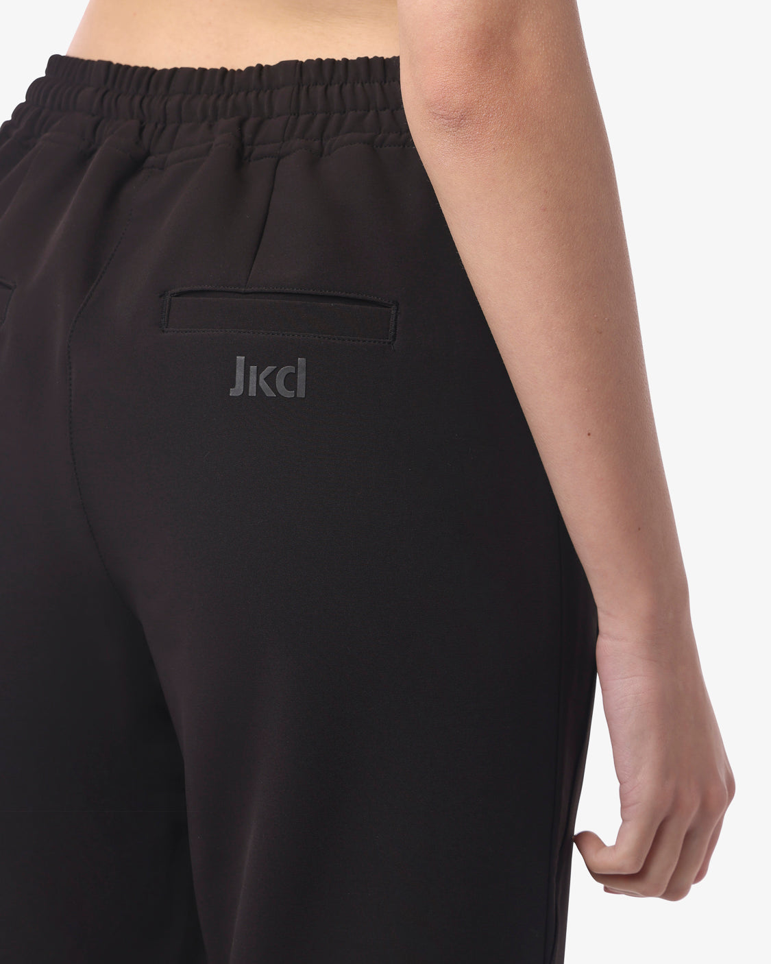 f64995525916e1291ea37f9b68a60166_NERO_JKPT6RE04D_5_001