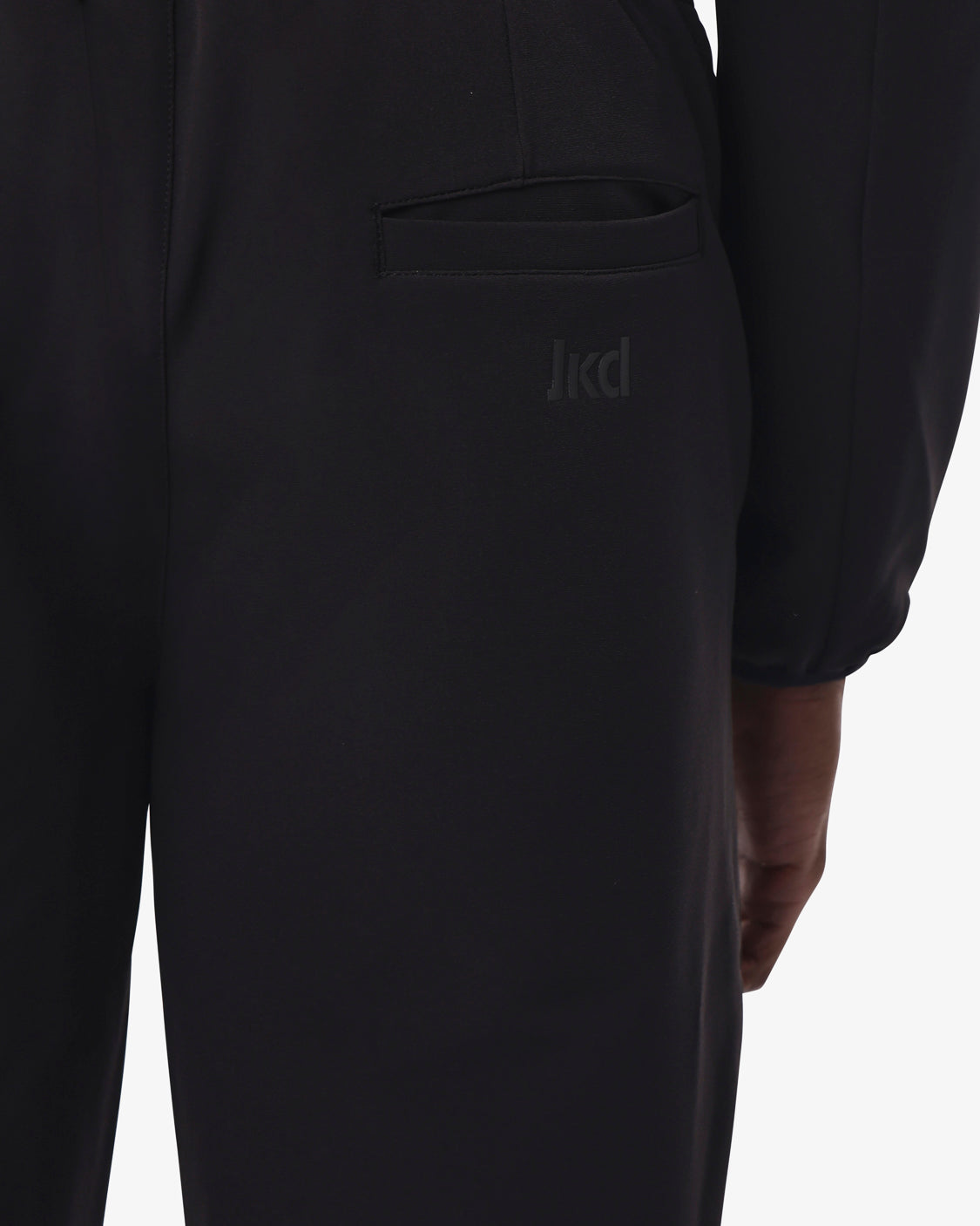 f64995525916e1291ea37f9b68a60166_NERO_JKPT6RE04U_4_001